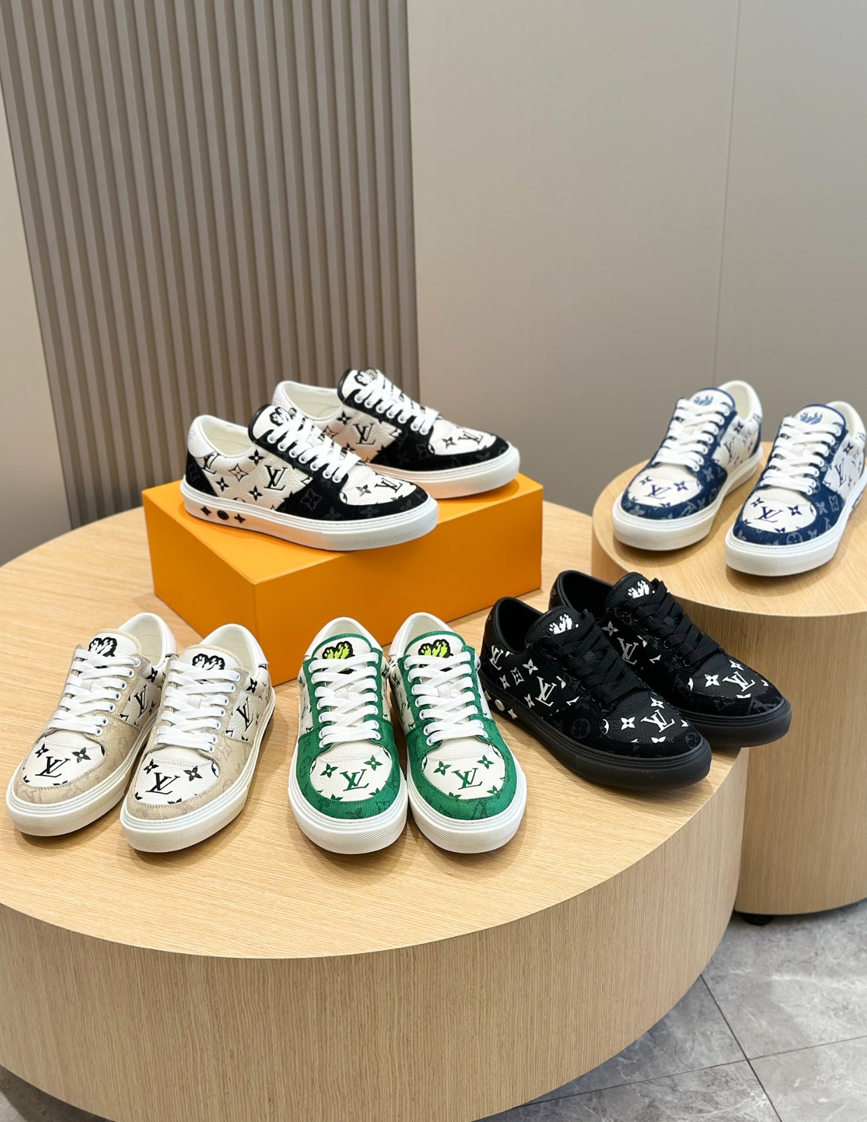 025 37123157 size 38-45