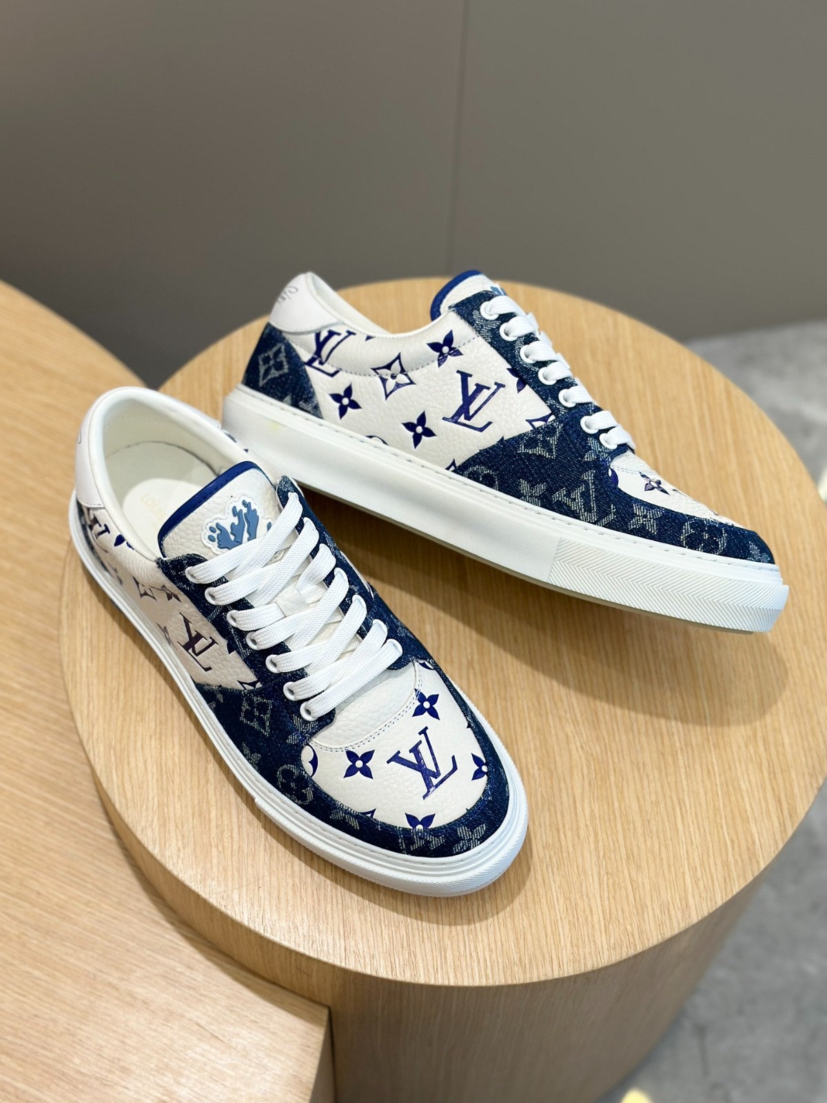 025 37123157 size 38-45