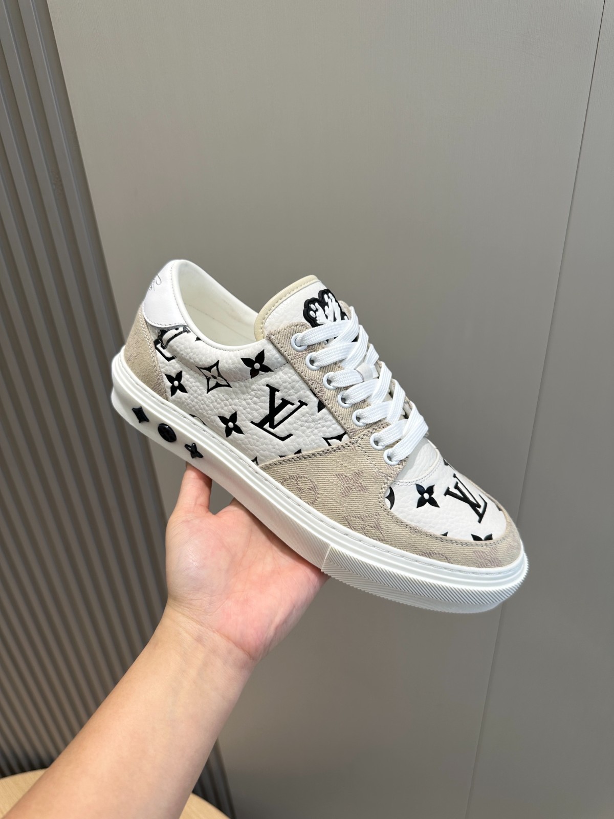 024 37123157 size 38-45
