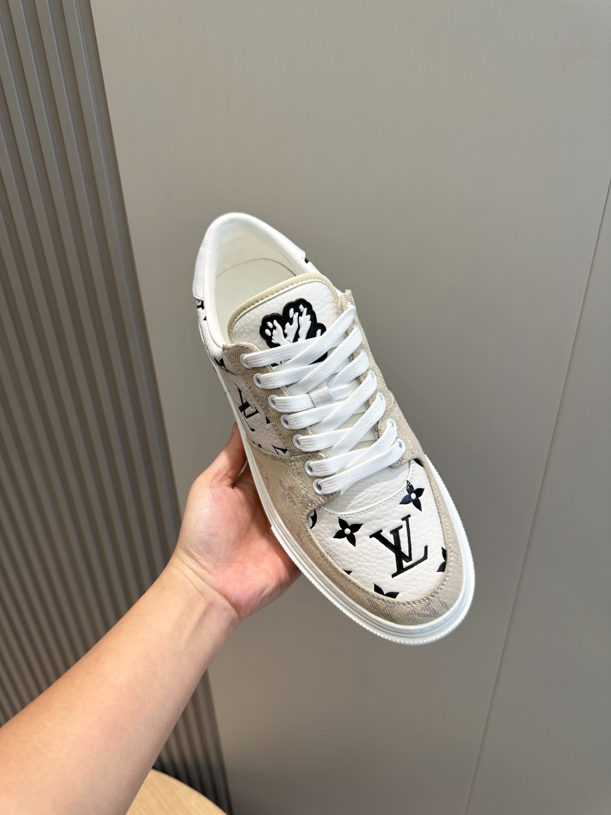 024 37123157 size 38-45