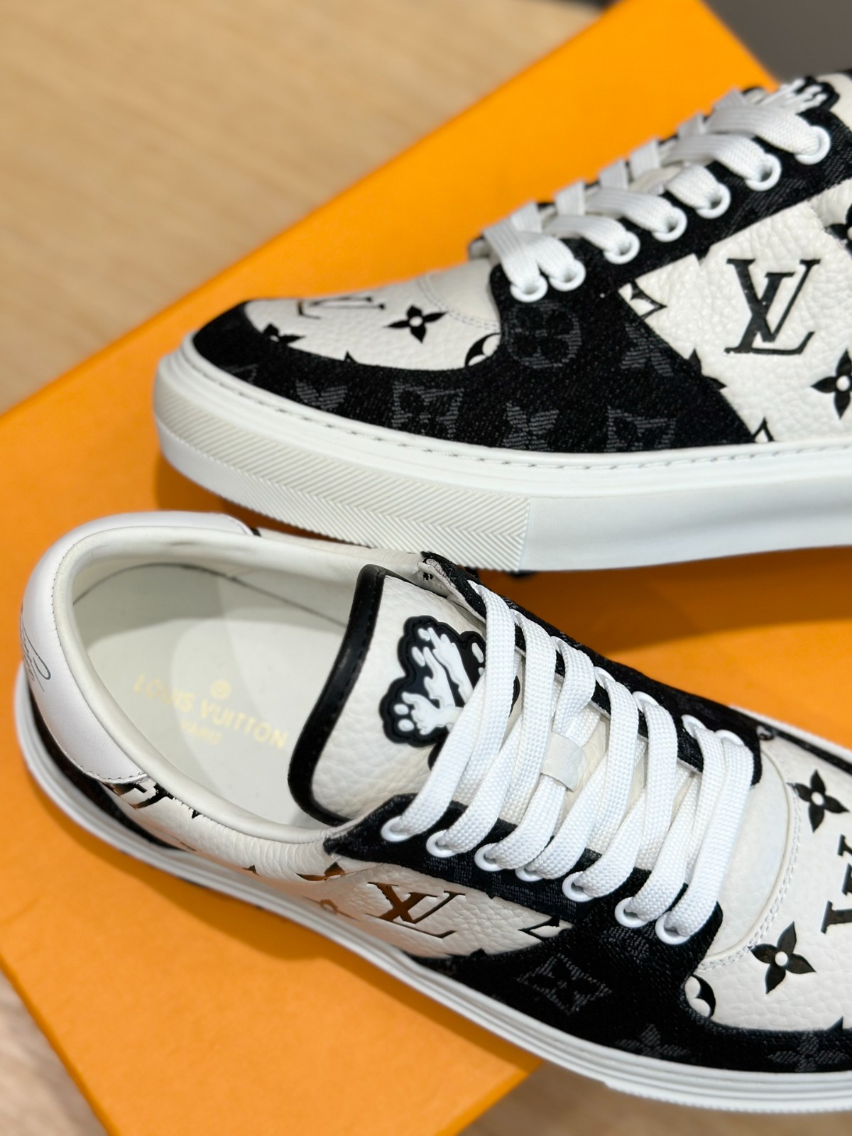 023 37123157 size 38-45