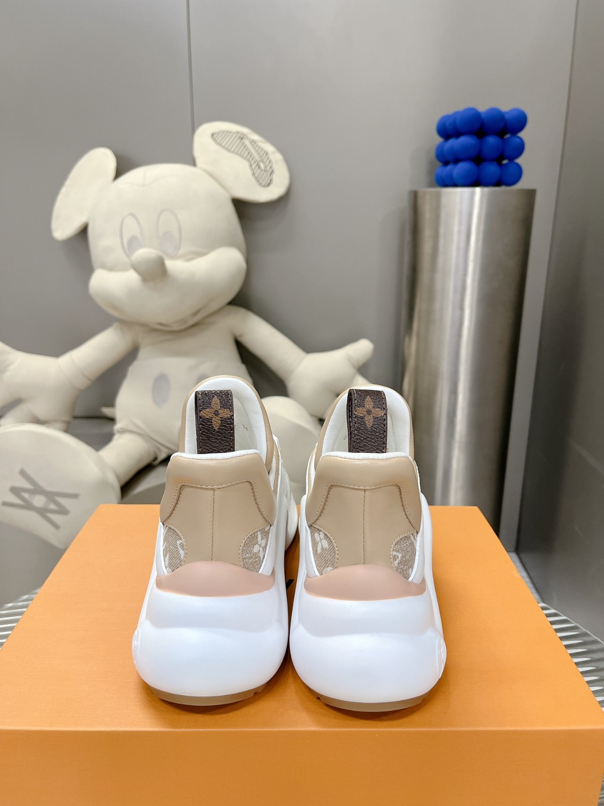 021 39123128 size 35-41