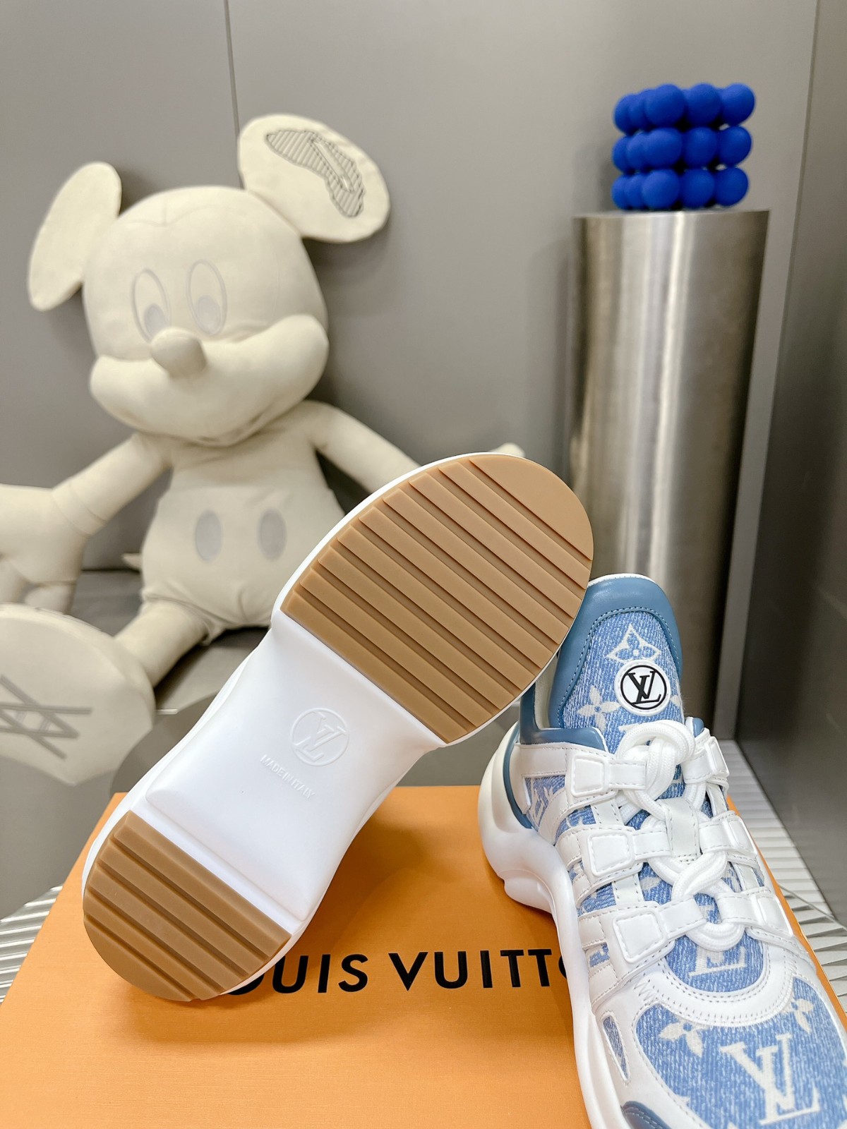 018 39123128 size 35-41