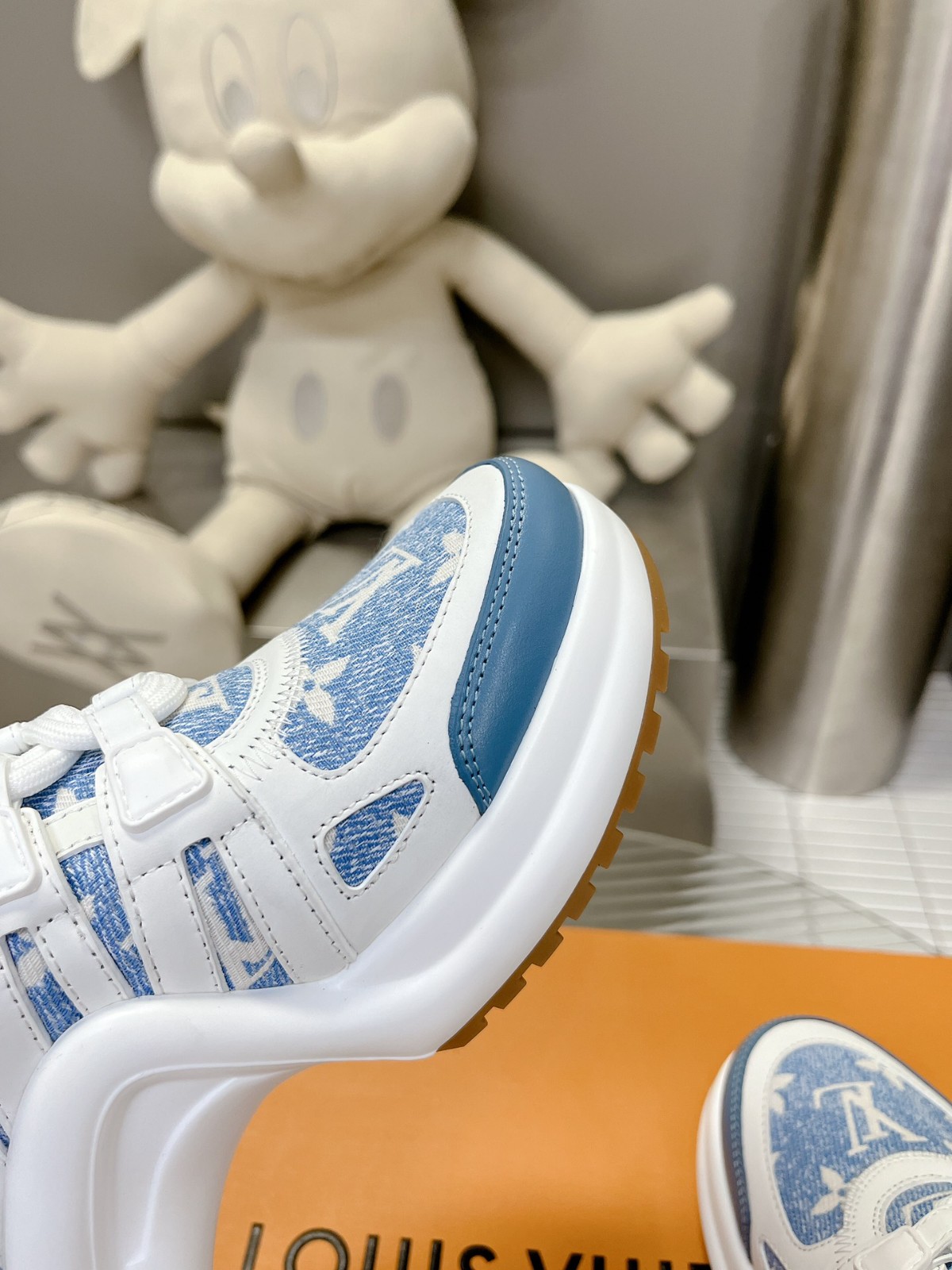 018 39123128 size 35-41