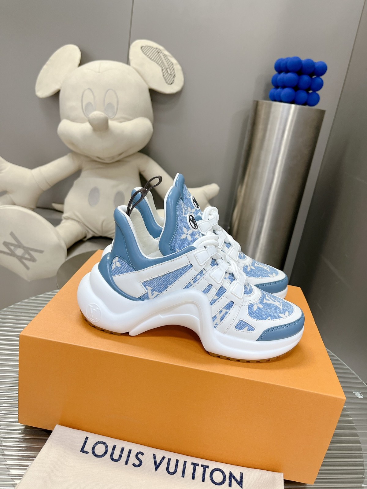 018 39123128 size 35-41