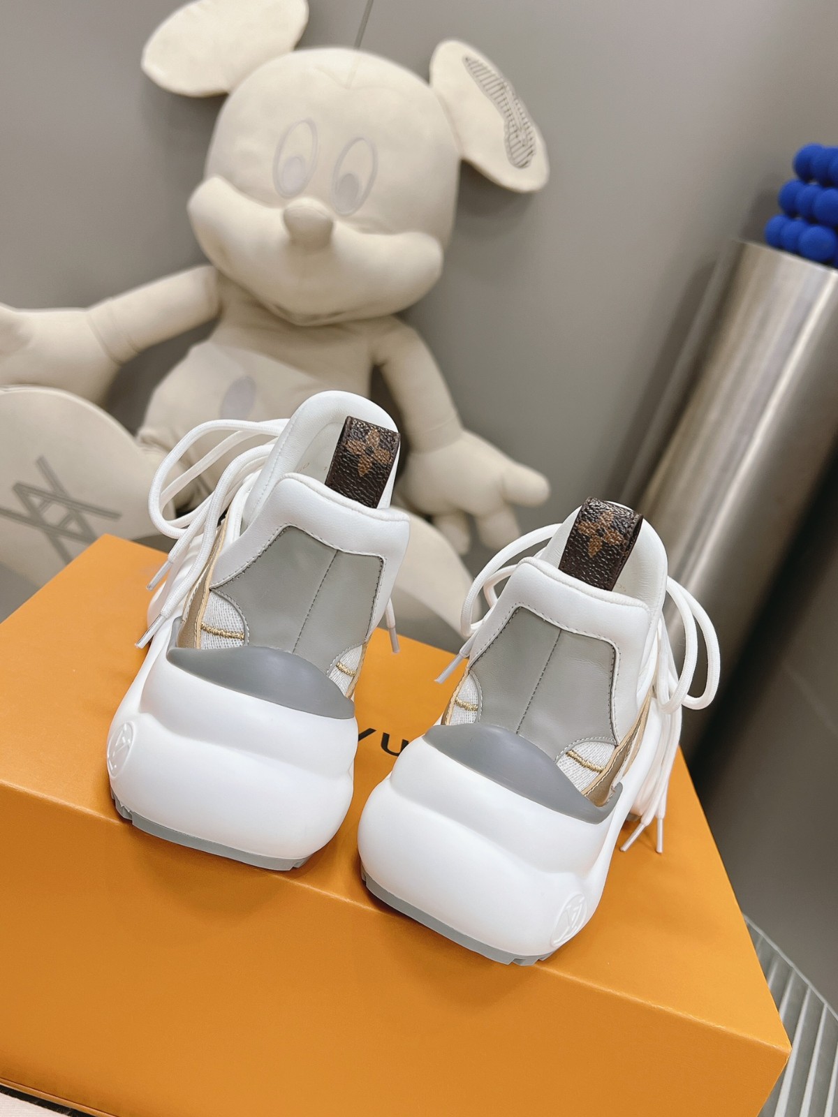 016 39123128 size 35-41