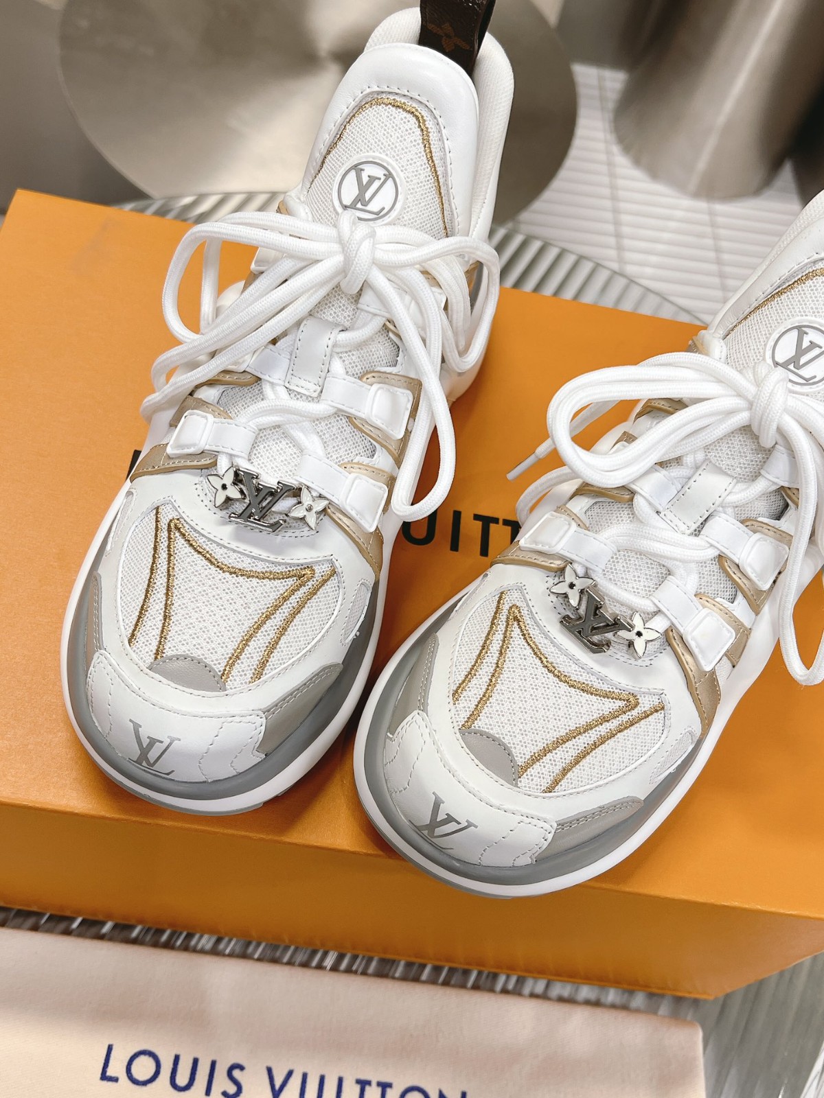 016 39123128 size 35-41