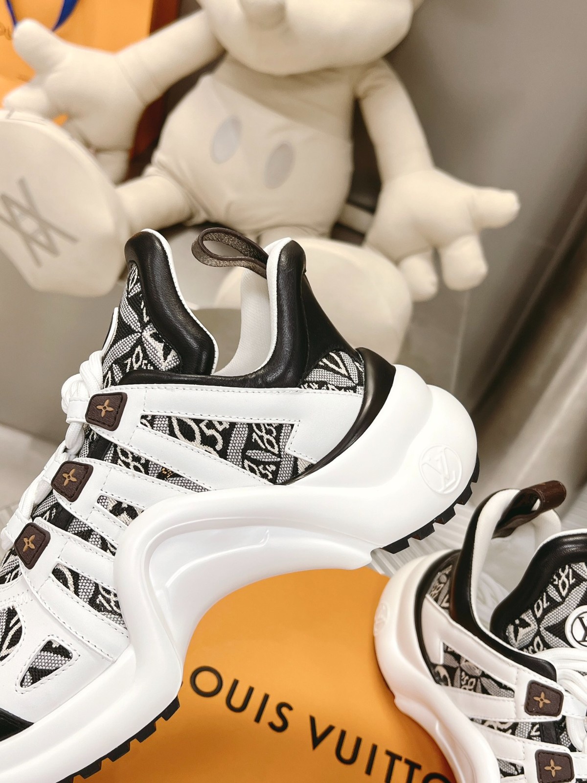 010 39123128 size 35-41