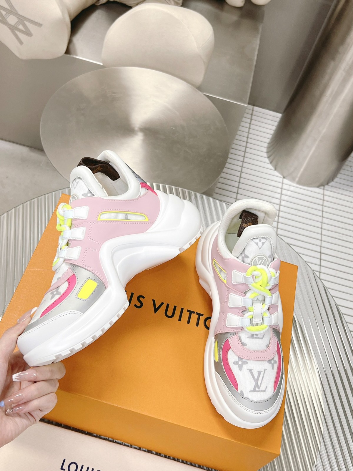 009 39123128 size 35-41