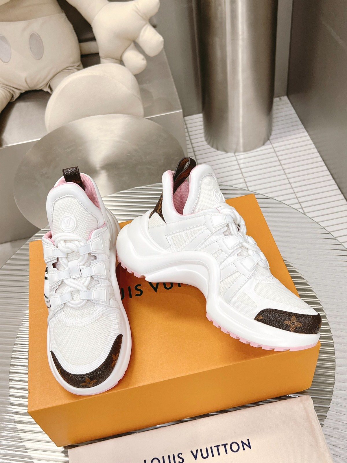 008 39123128 size 35-41