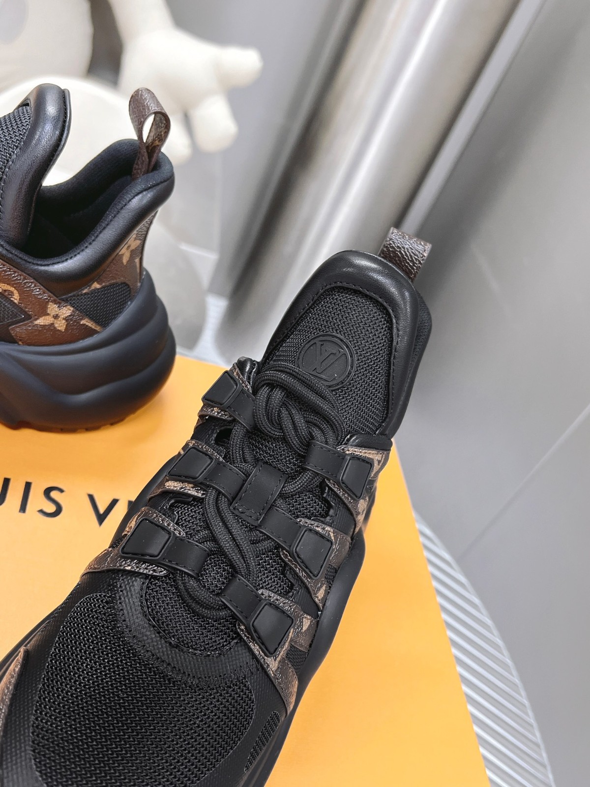007 39123128 size 35-41