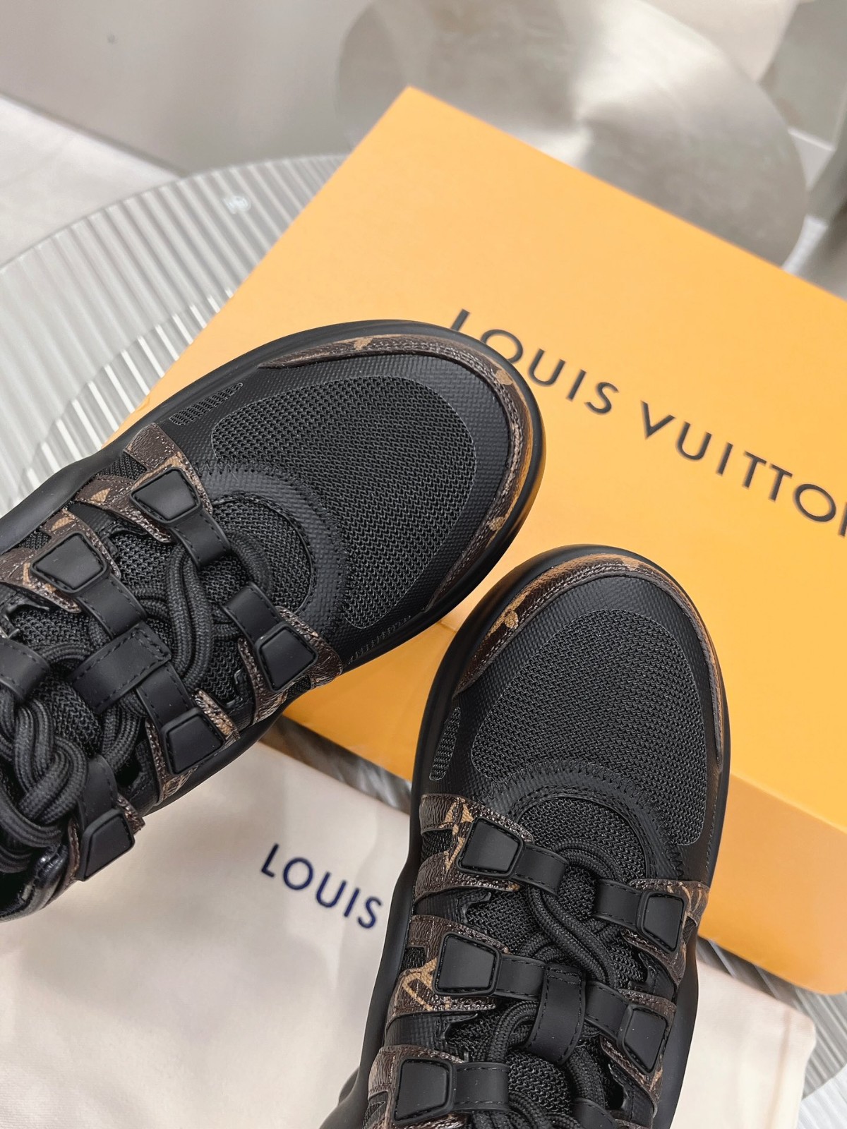 007 39123128 size 35-41