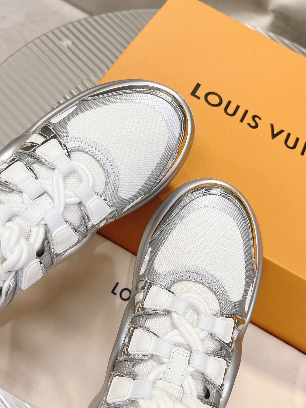 006 39123128 size 35-41