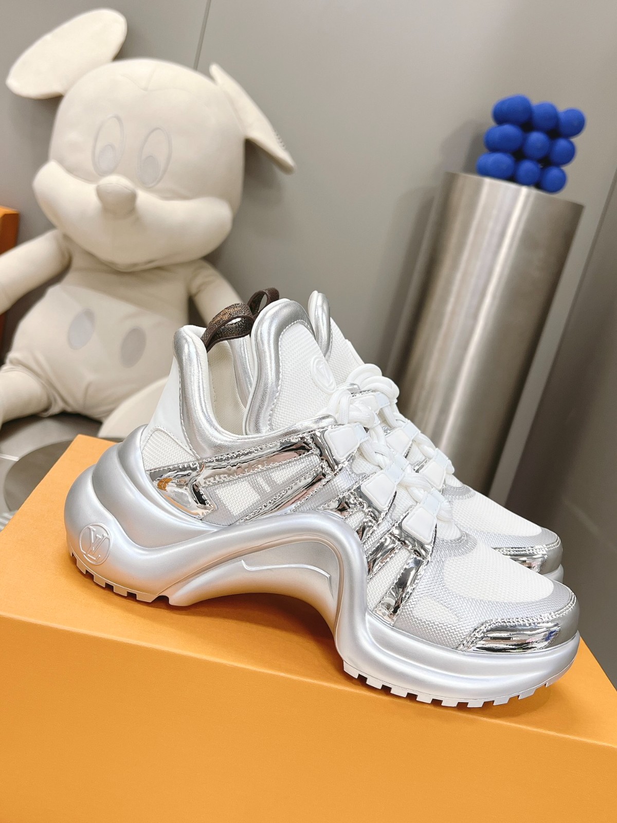 006 39123128 size 35-41