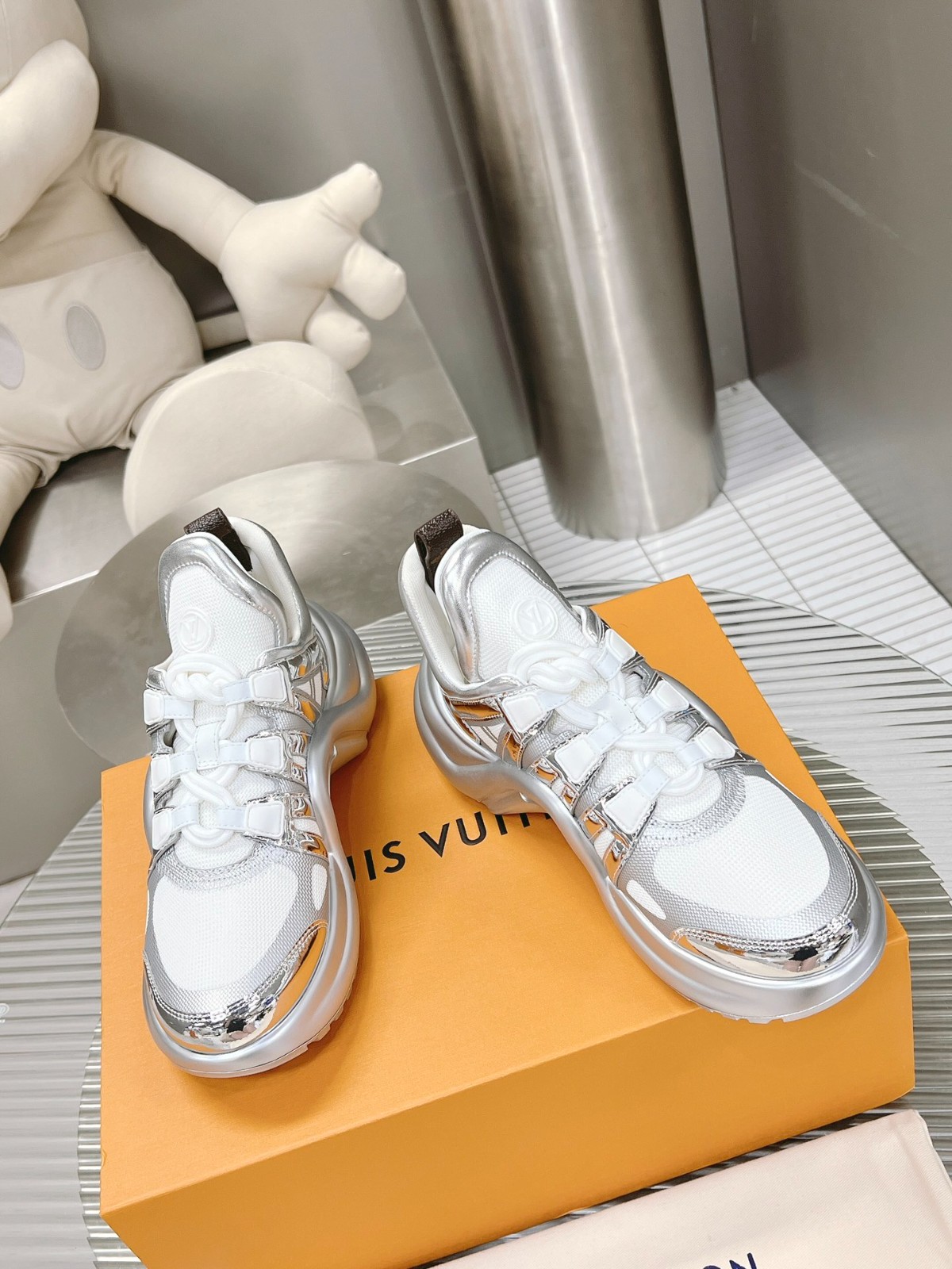 006 39123128 size 35-41