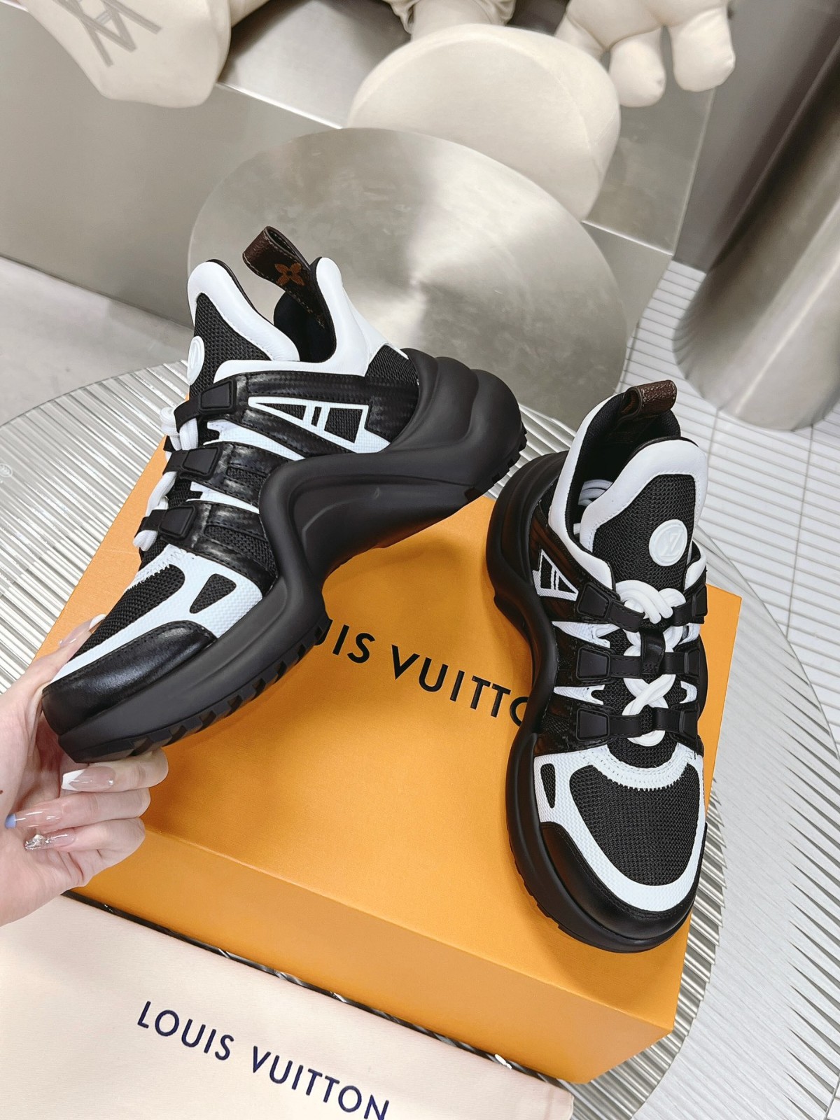 005 39123128 size 35-41