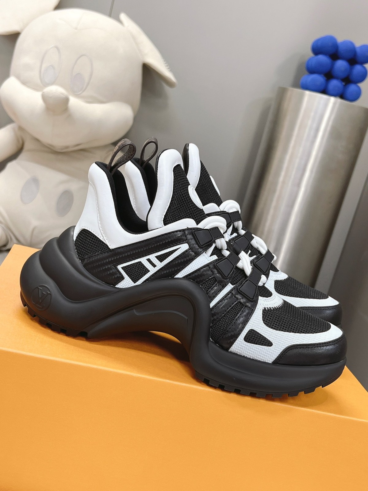 005 39123128 size 35-41