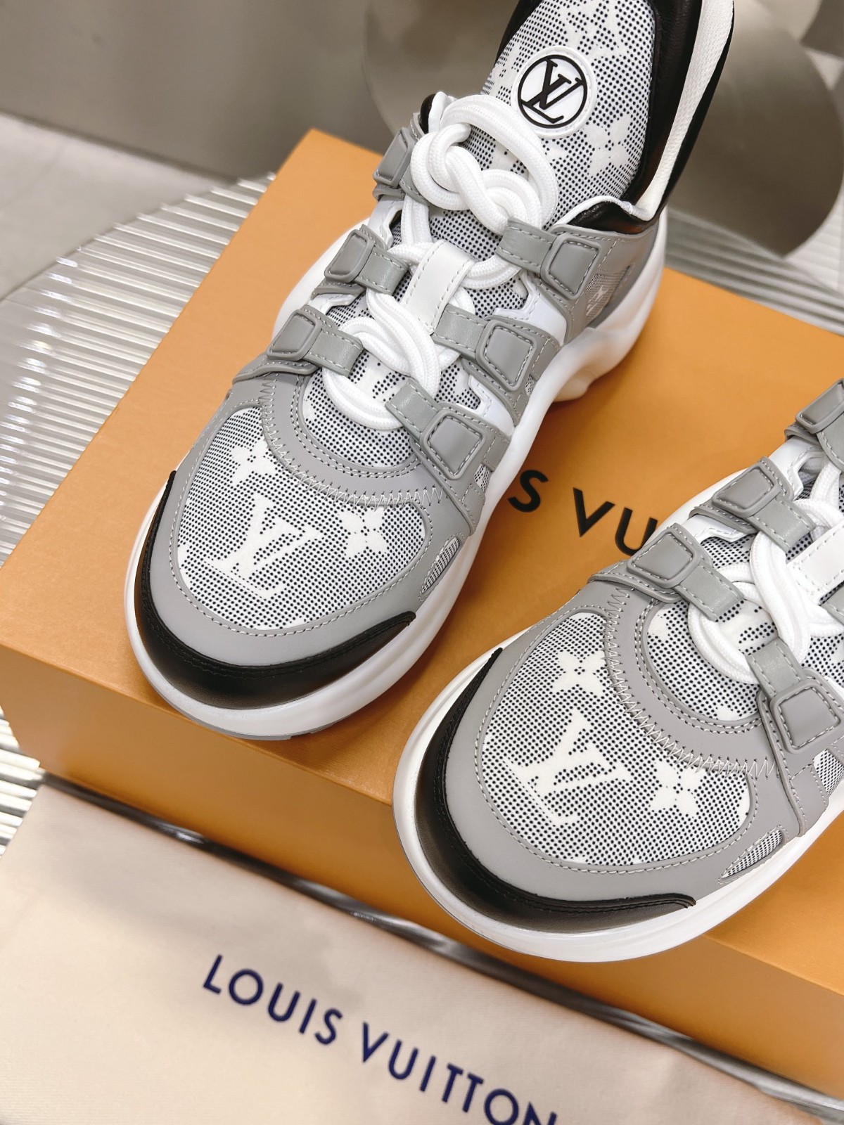 004 39123128 size 35-41