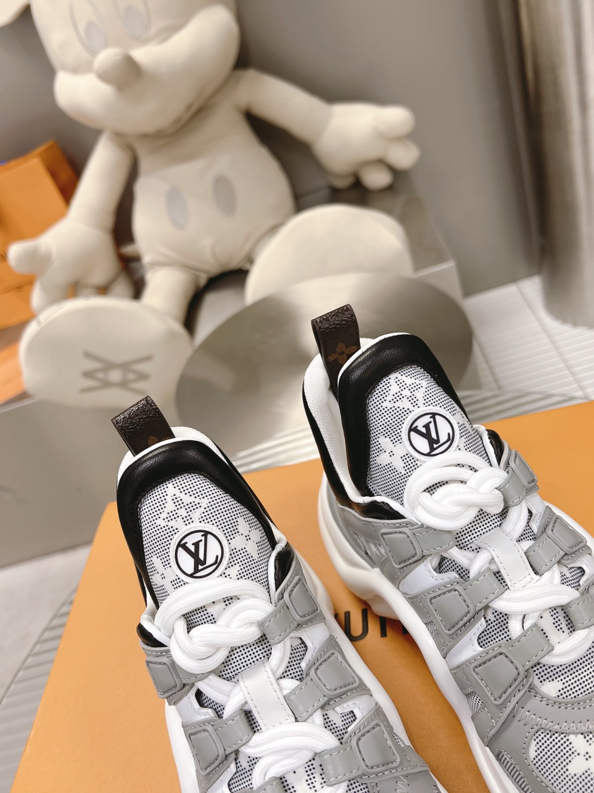 004 39123128 size 35-41