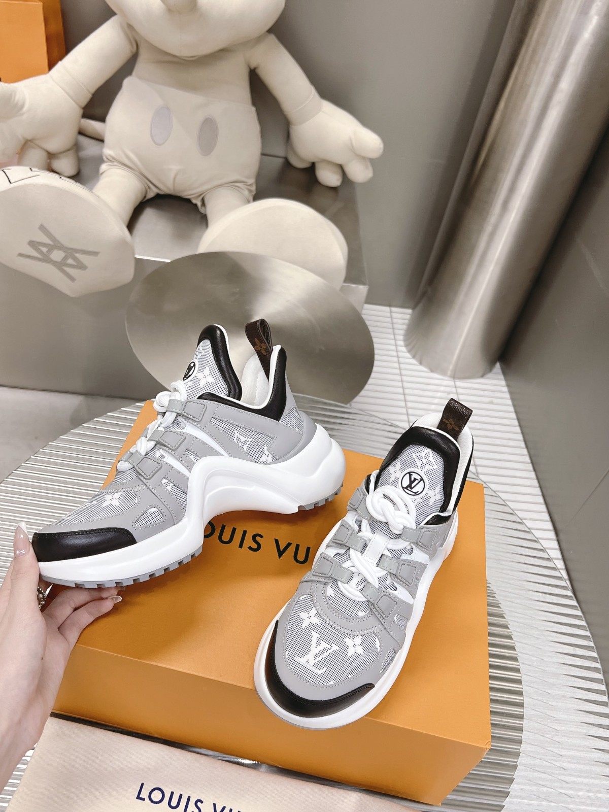004 39123128 size 35-41