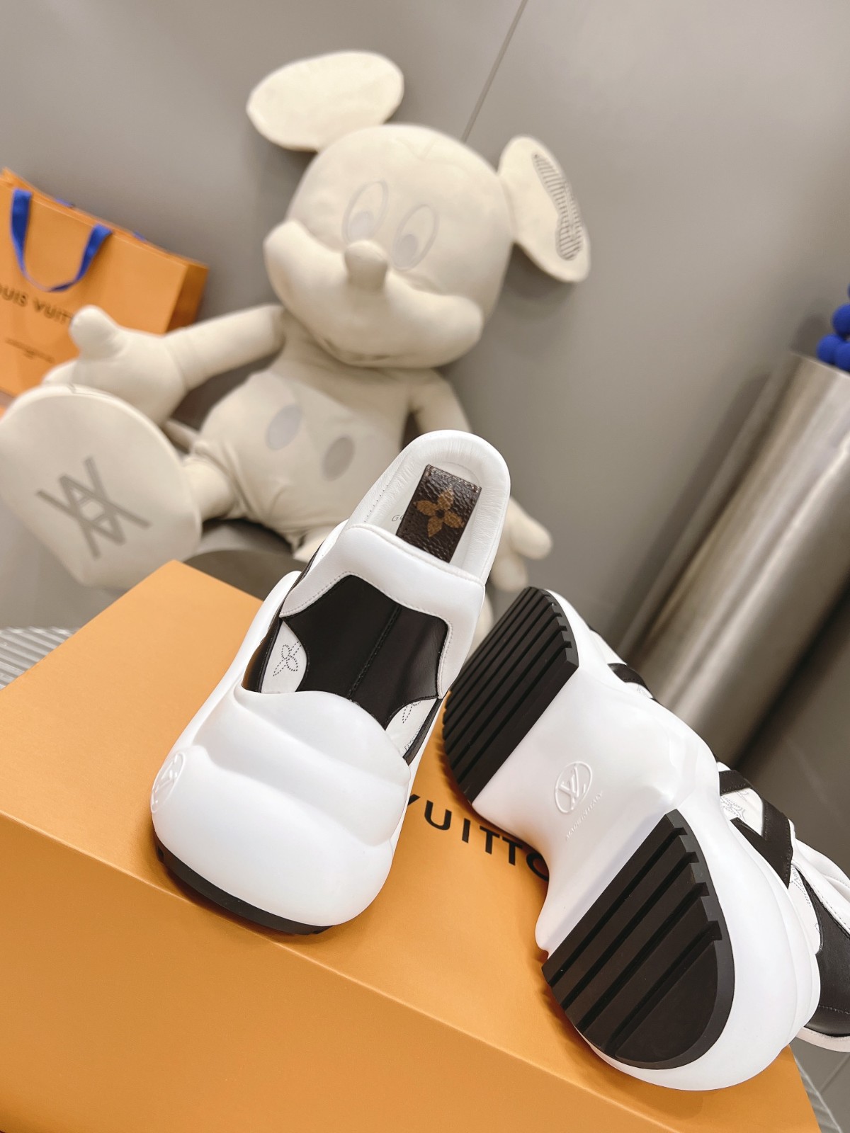 003 39123128 size 35-41
