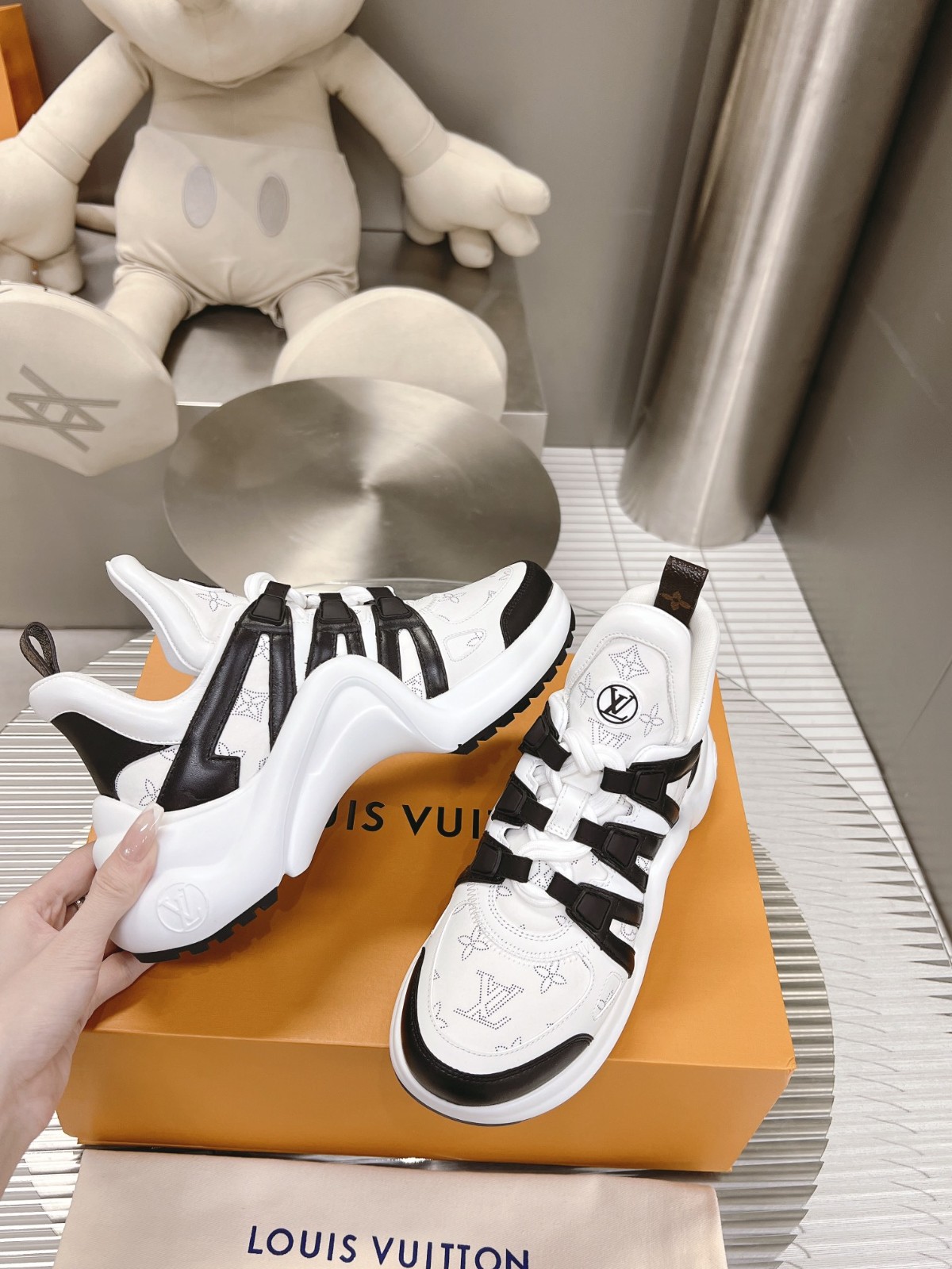 003 39123128 size 35-41
