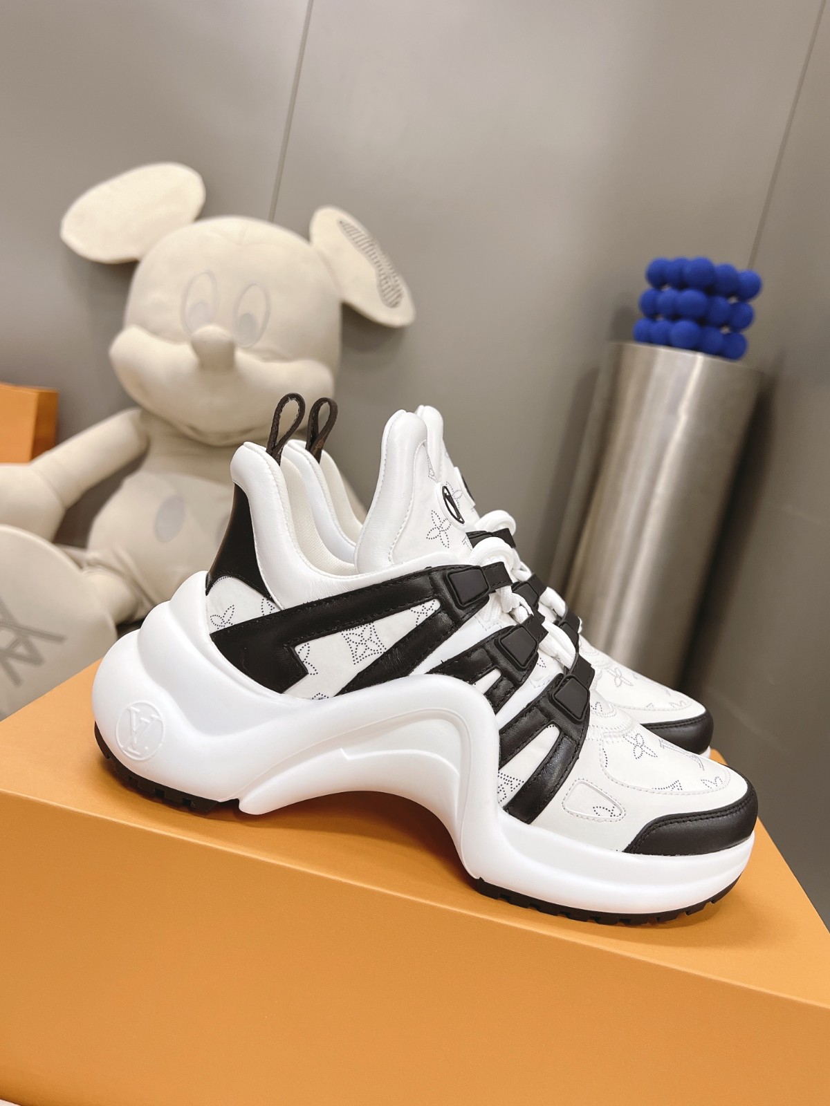 003 39123128 size 35-41