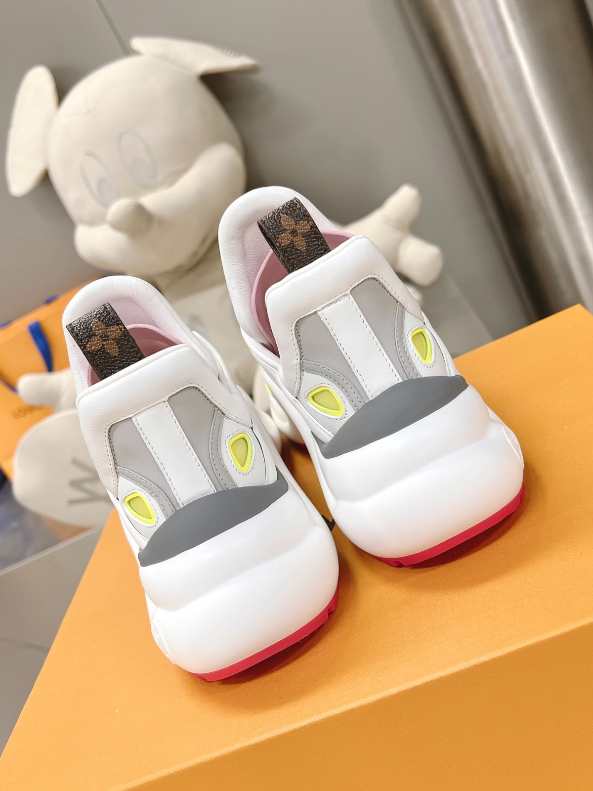 002 39123128 size 35-41