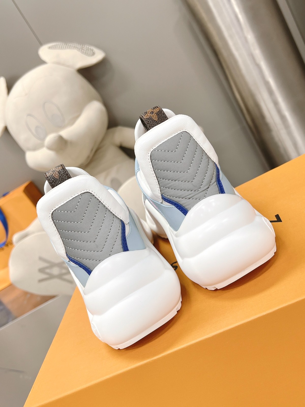 001 39123128 size 35-41