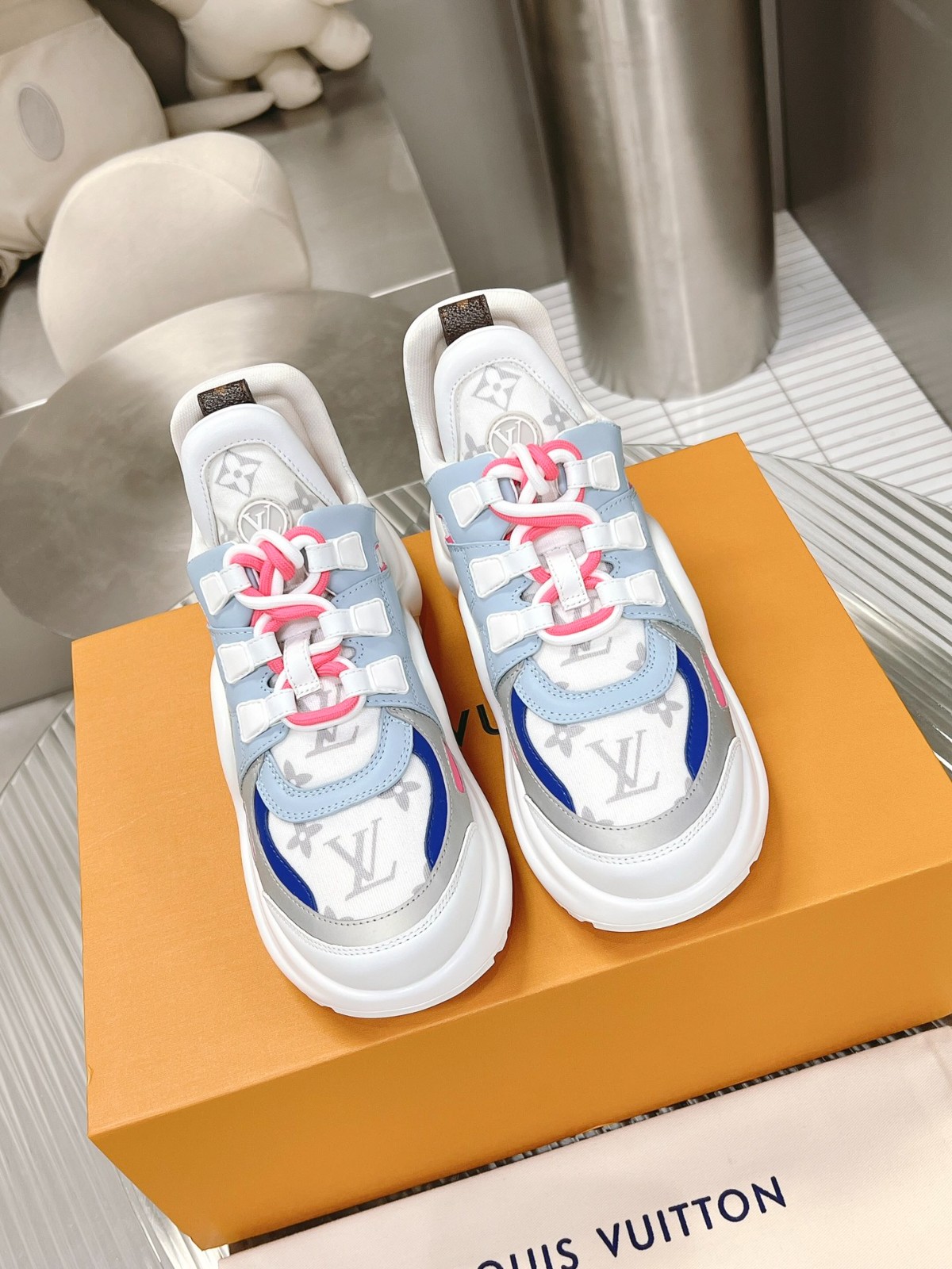 001 39123128 size 35-41