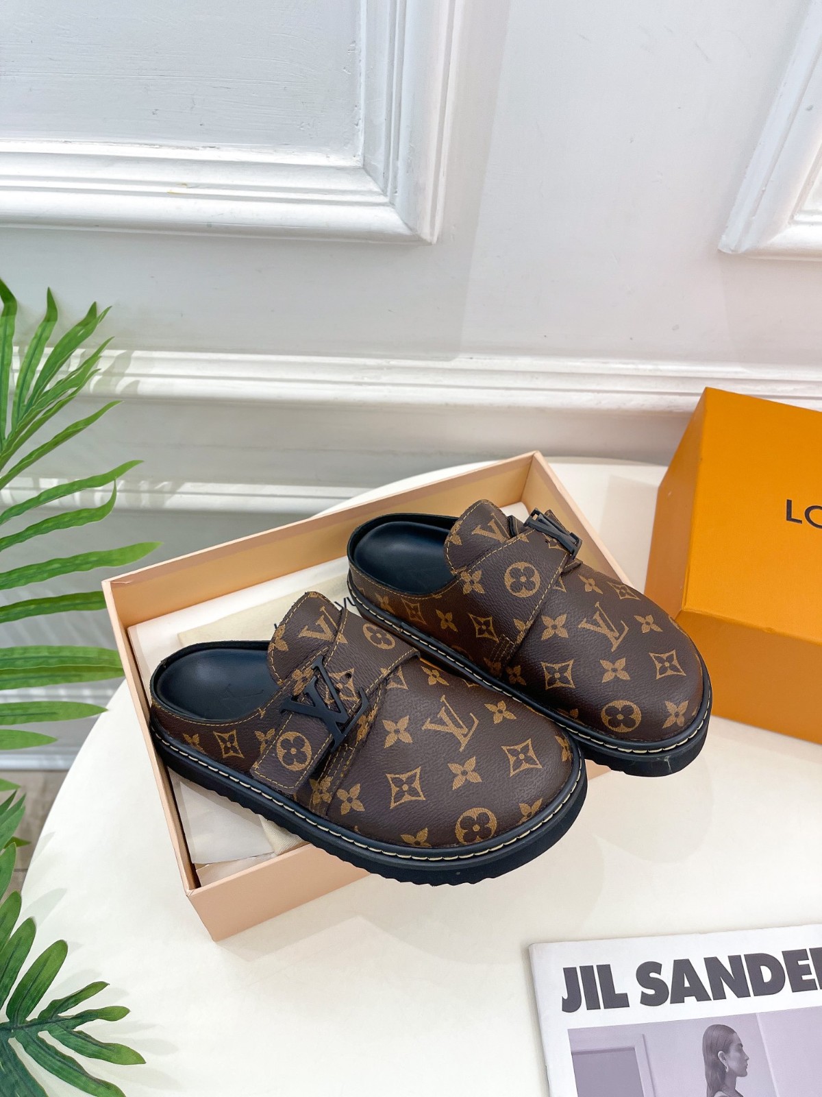 052 33123141 size 35-45