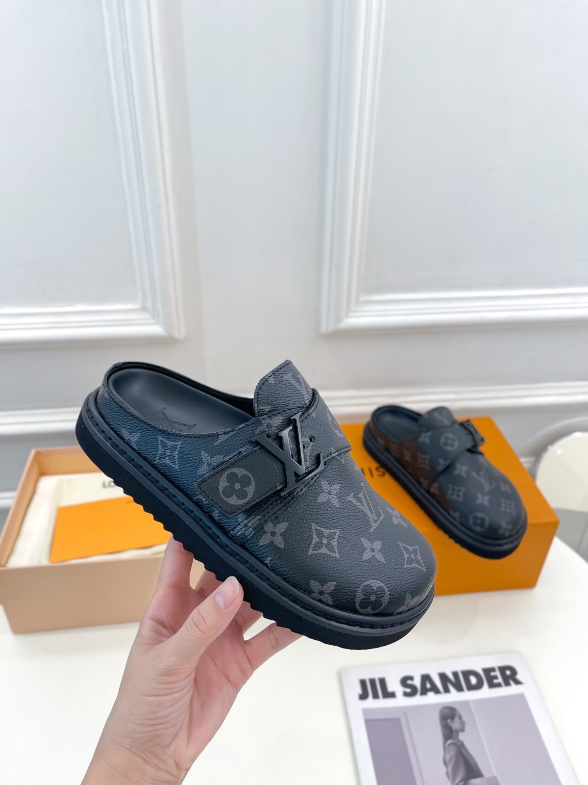 051 33123141 size 35-45