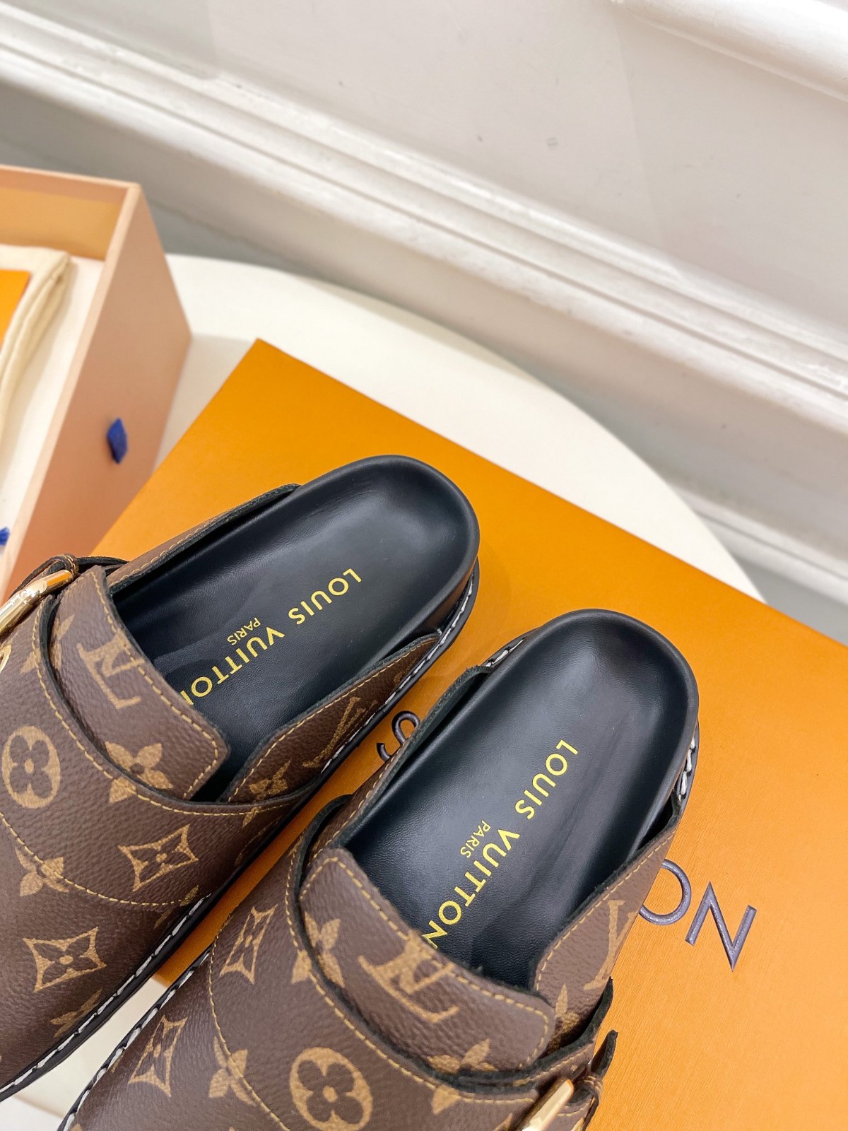 048 33123141 size 35-45