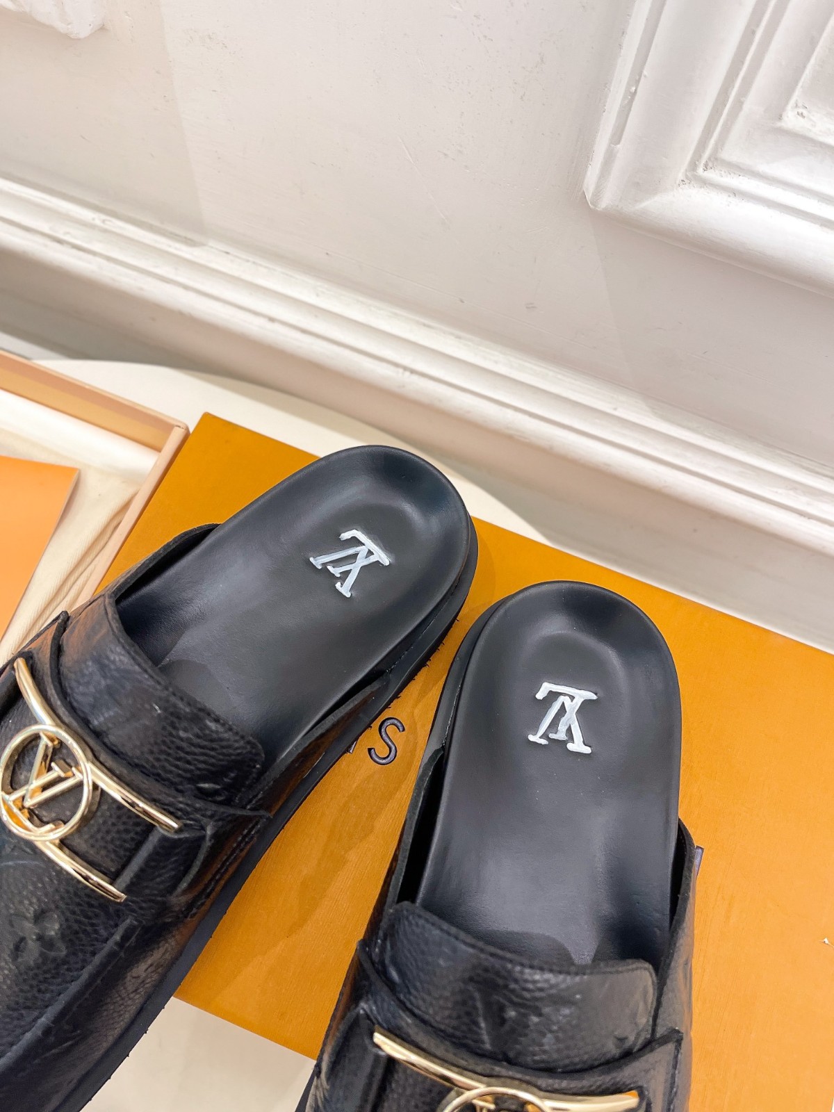 047 33123141 size 35-46