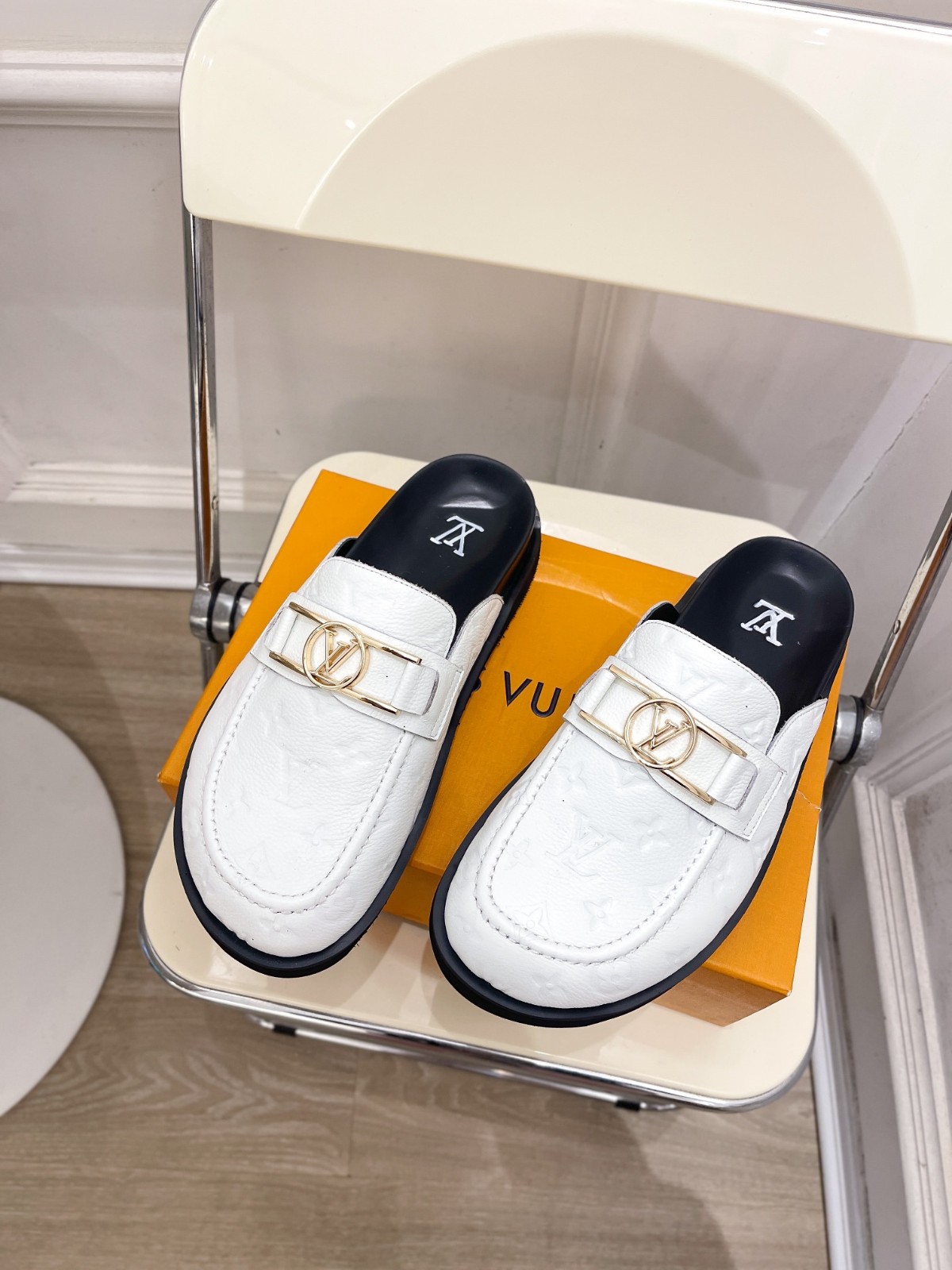 046 33123141 size 35-46