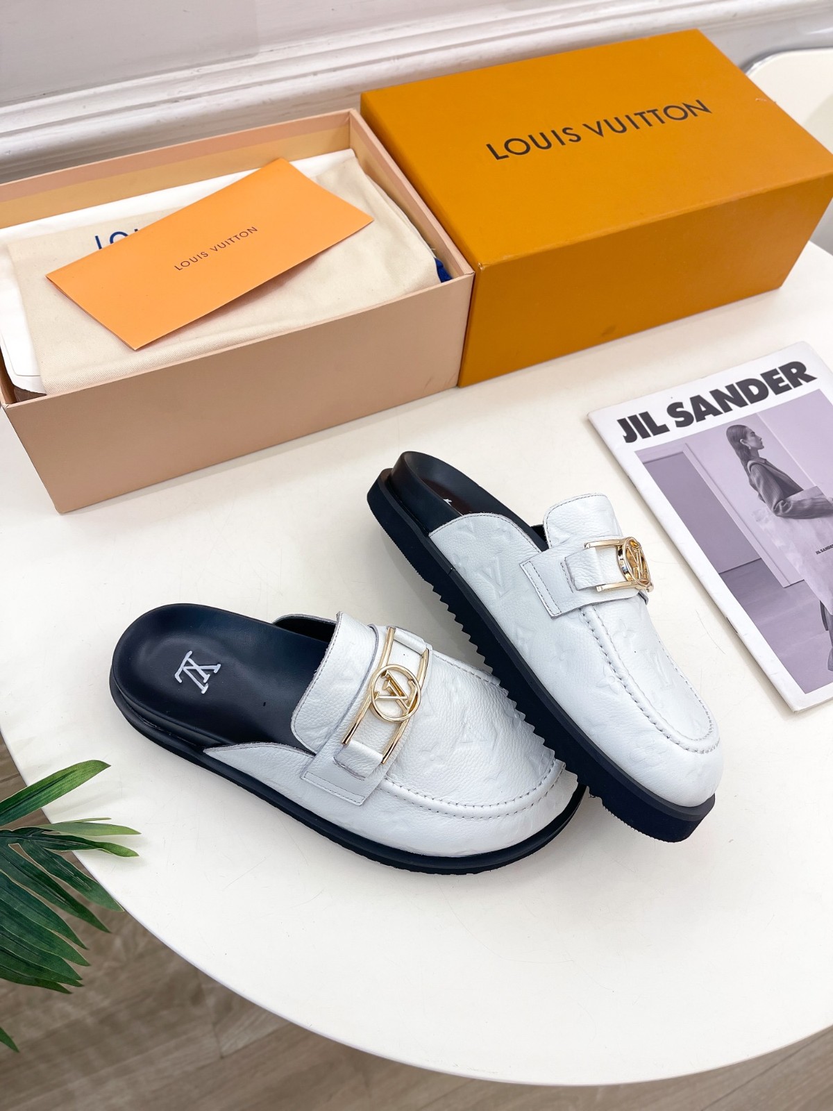 046 33123141 size 35-46