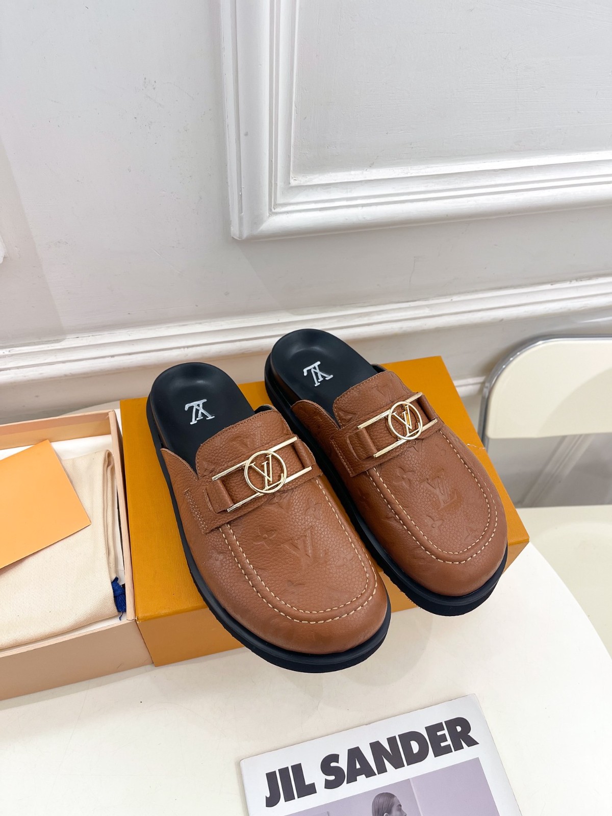 043 33123141 size 35-46