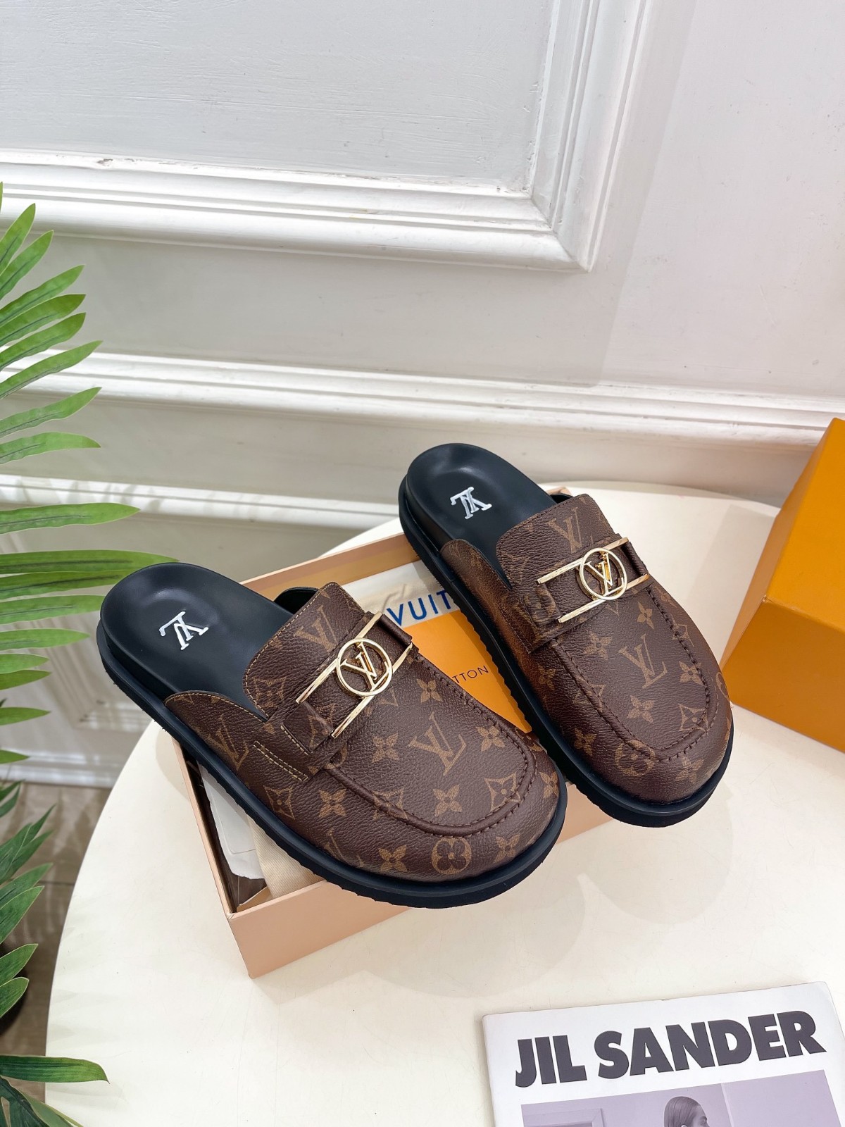 042 33123141 size 35-46