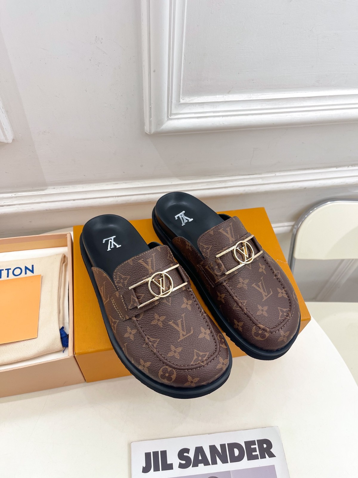 042 33123141 size 35-46
