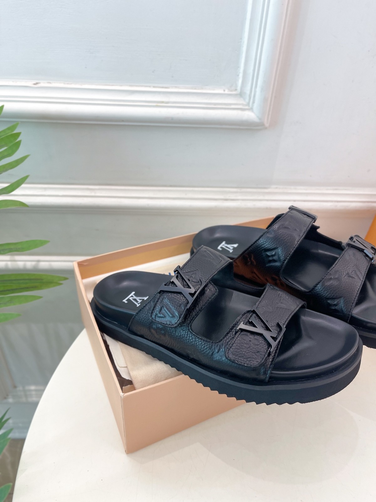 041 31123136 size 35-46