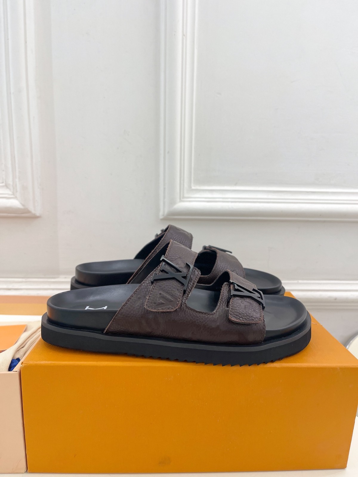 039 31123136 size 35-46