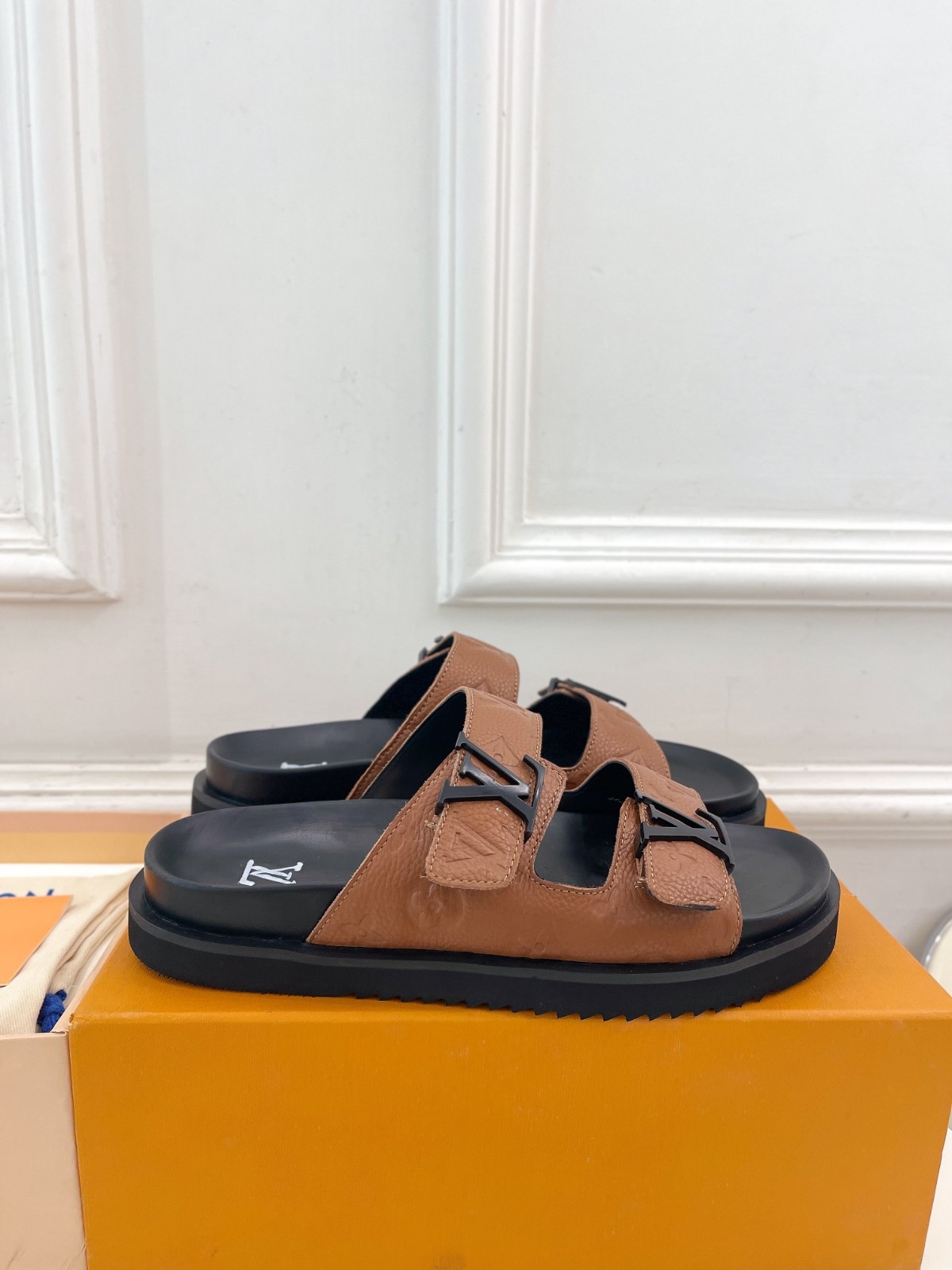 037 31123136 size 35-46
