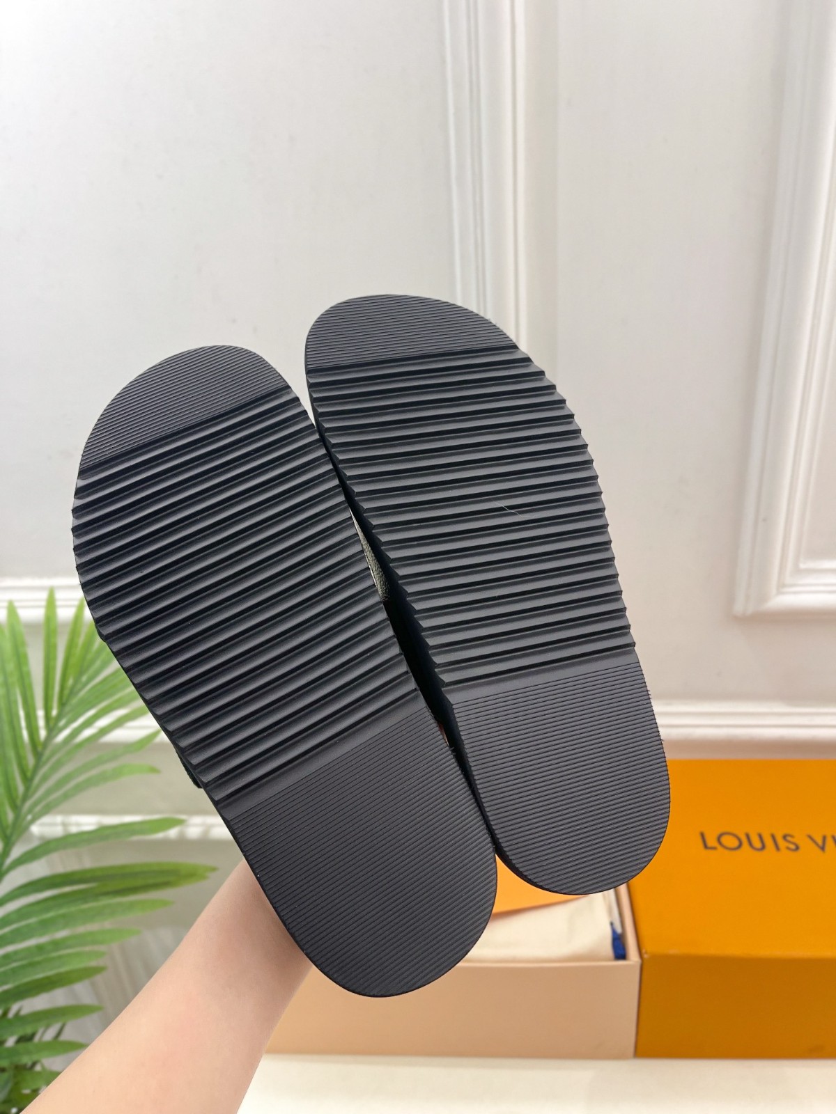 036 31123136 size 35-46