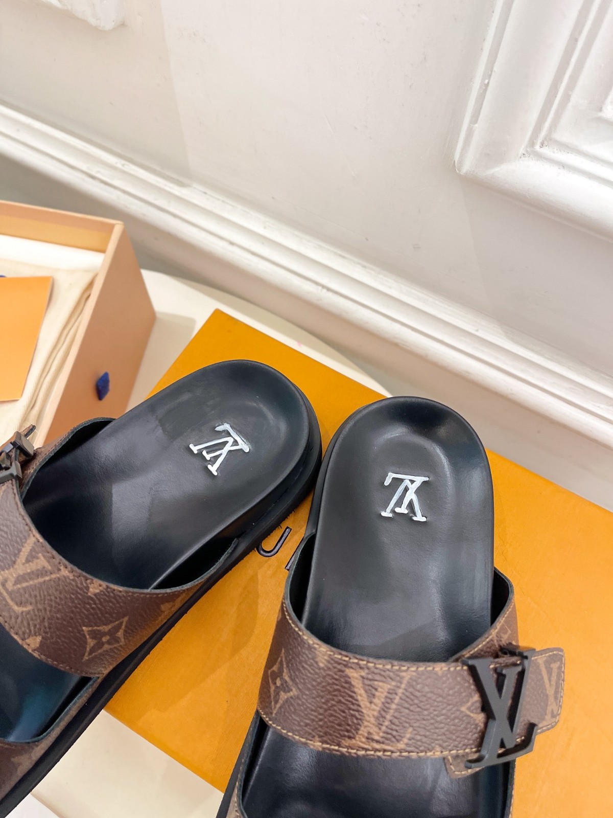 036 31123136 size 35-46