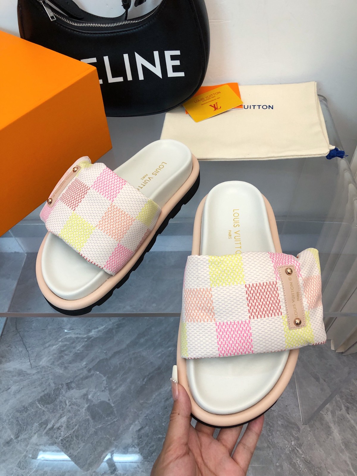023 24123103 size 35-46