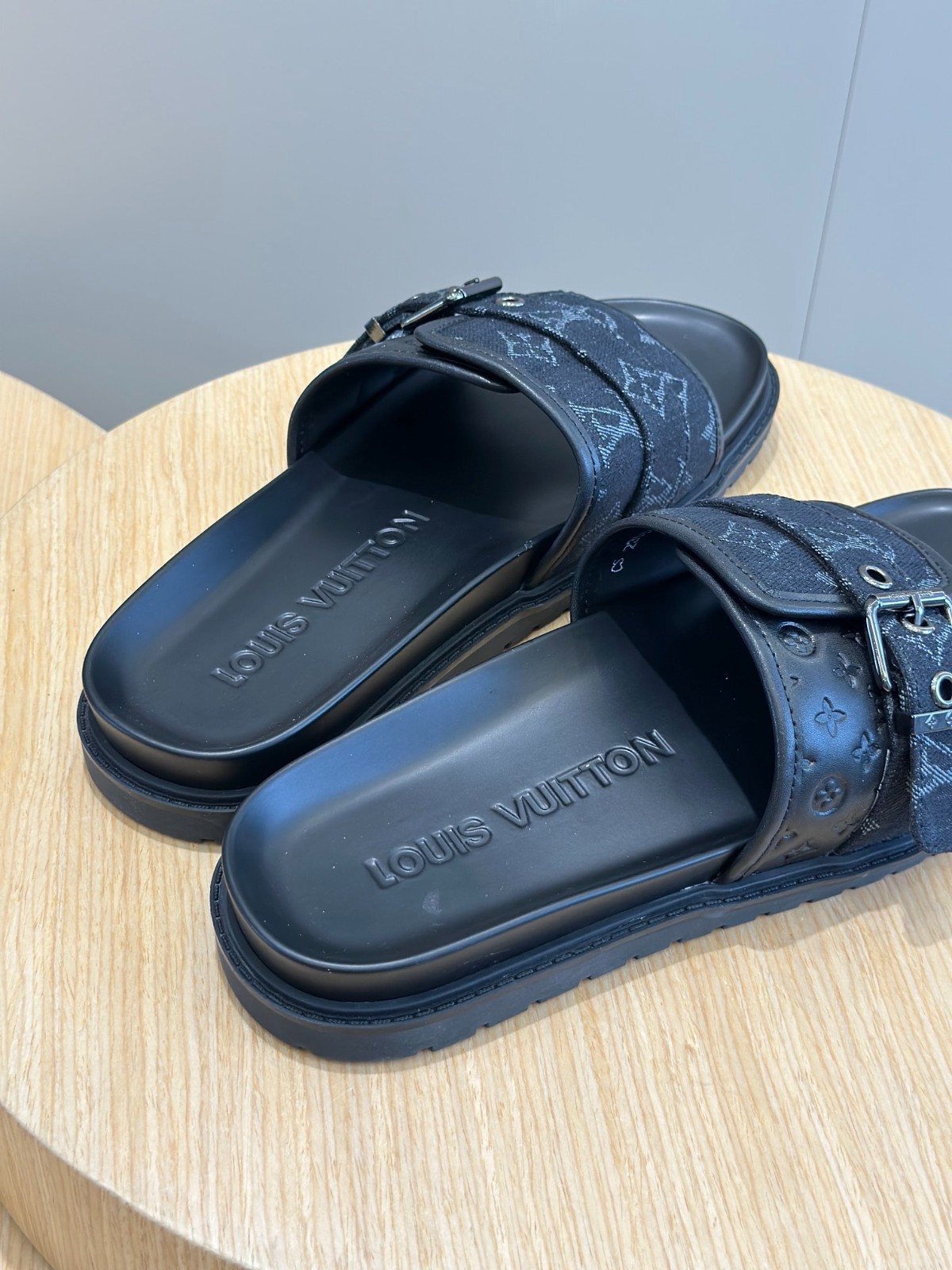 019 24123096 size 38-46