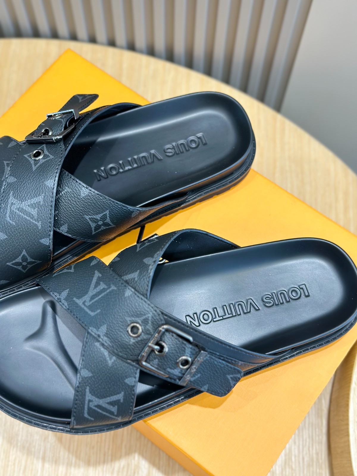 017 24123096 size 38-46