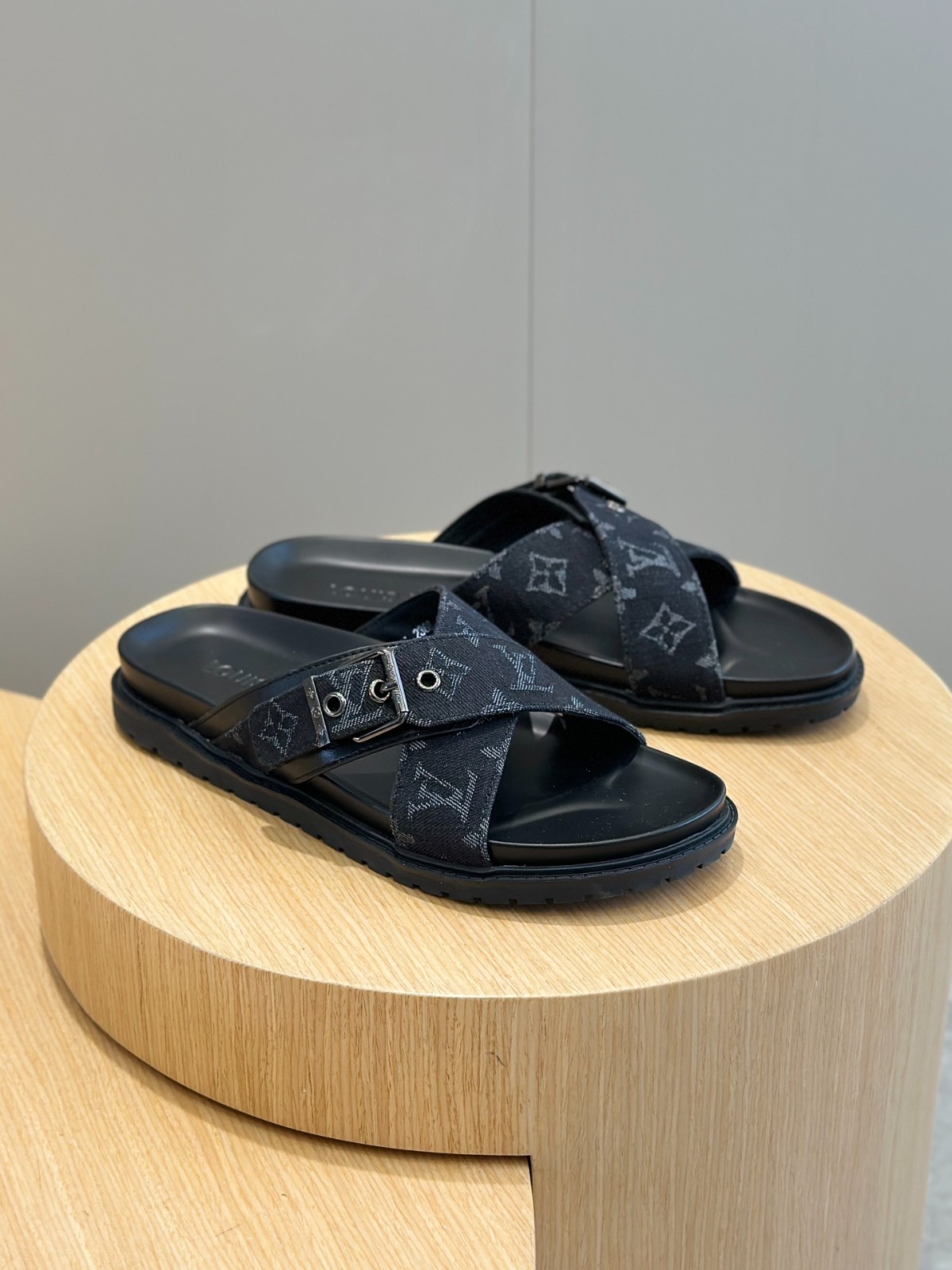 014 24123096 size 38-46