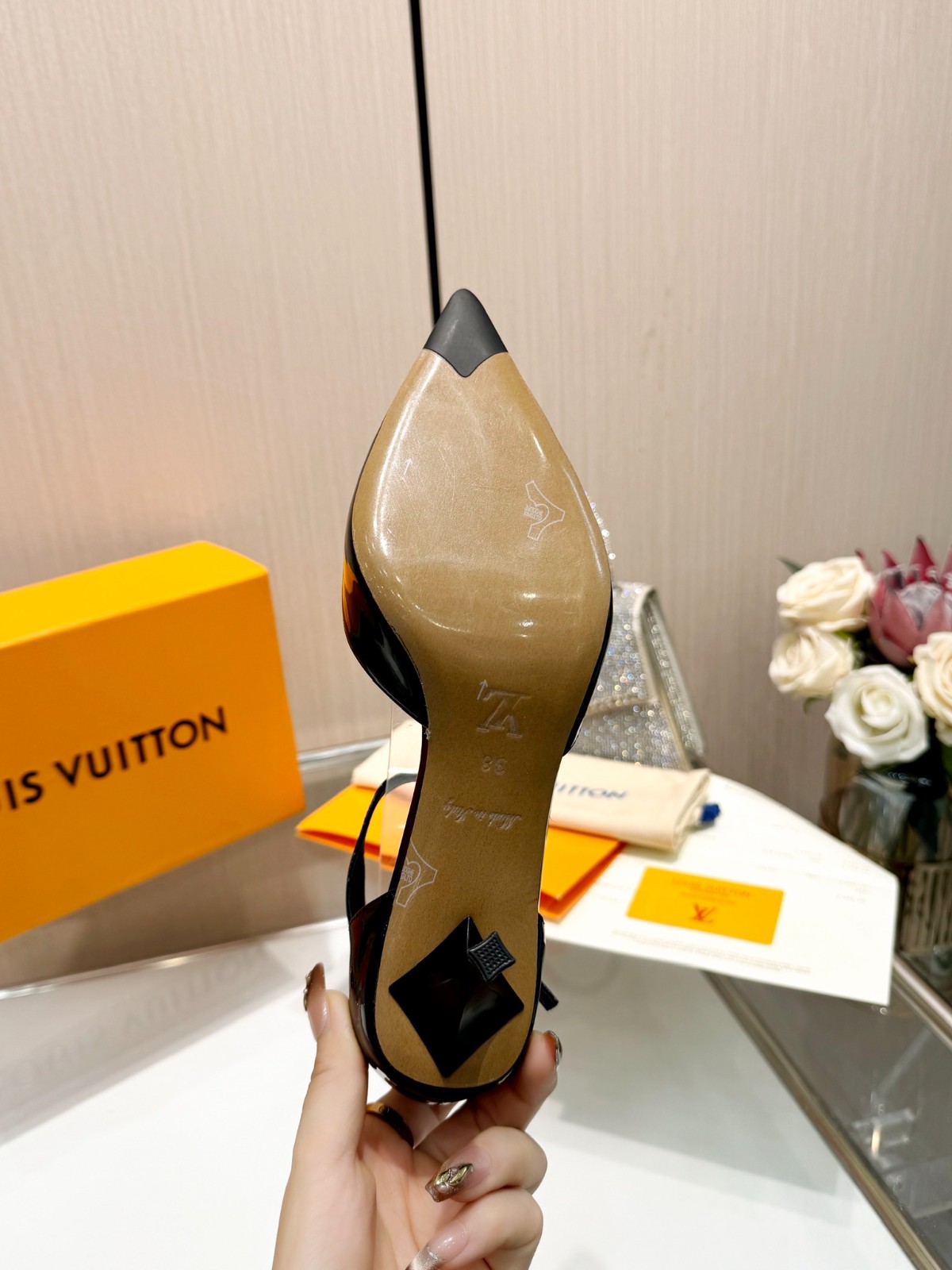 009 32123106 size 34-41