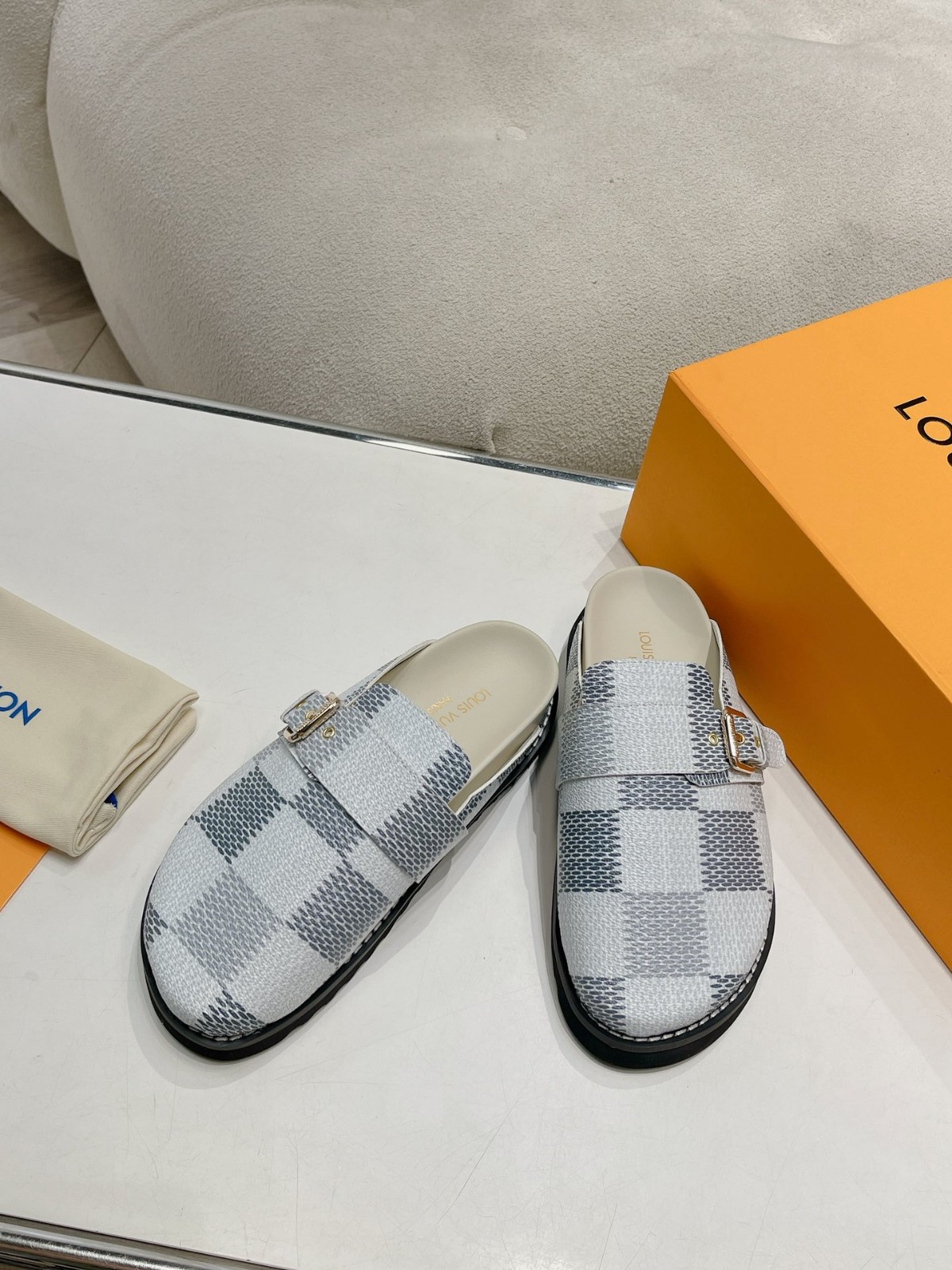 004 24123101 size 34-45